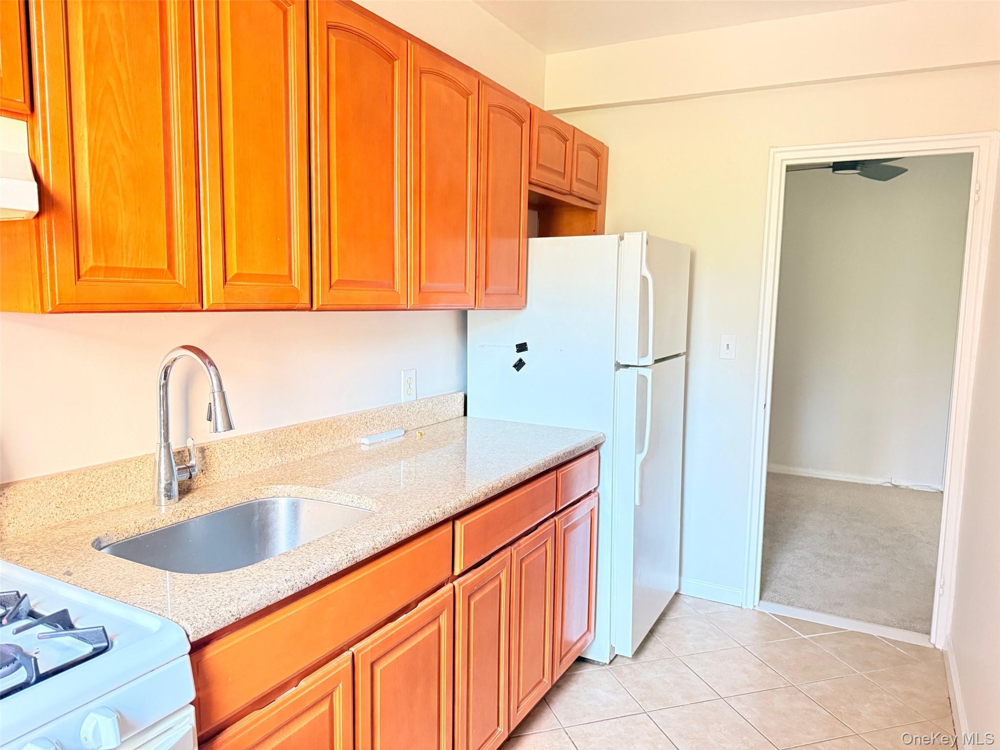 #2 photo, 790 Bronx River Road, Bronxville , NY 10708