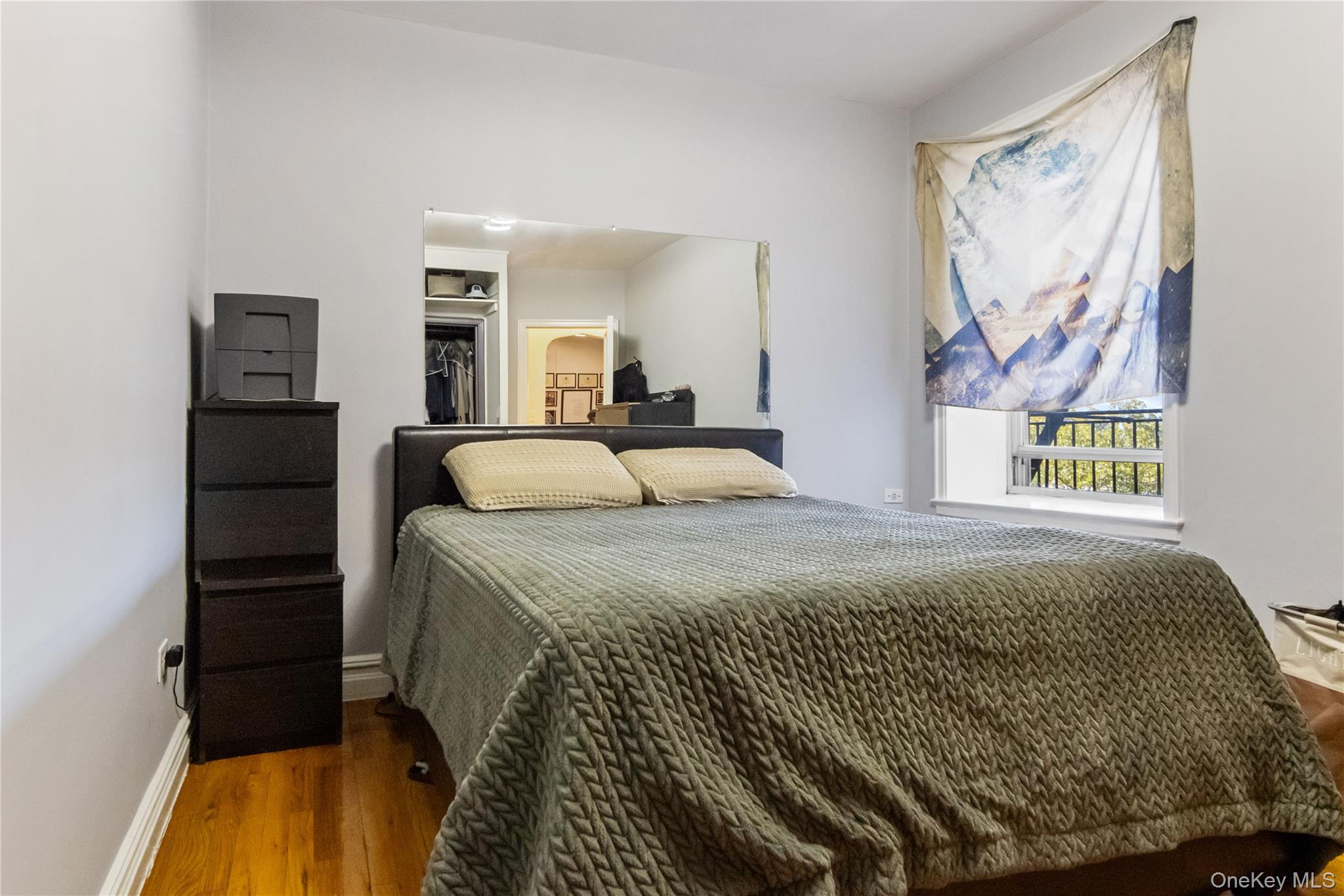 #7 photo, 4805 42nd Street, クイーンズ区 Sunnyside , NY 11104