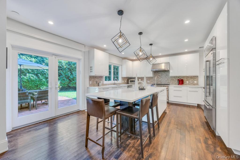 #12 photo, 65 Clover Drive, Great Neck , NY 11021