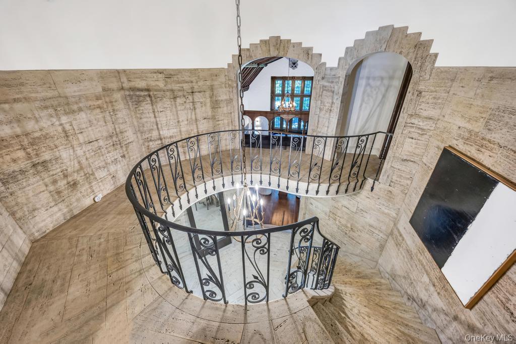 #20 photo, 65 Clover Drive, Great Neck , NY 11021