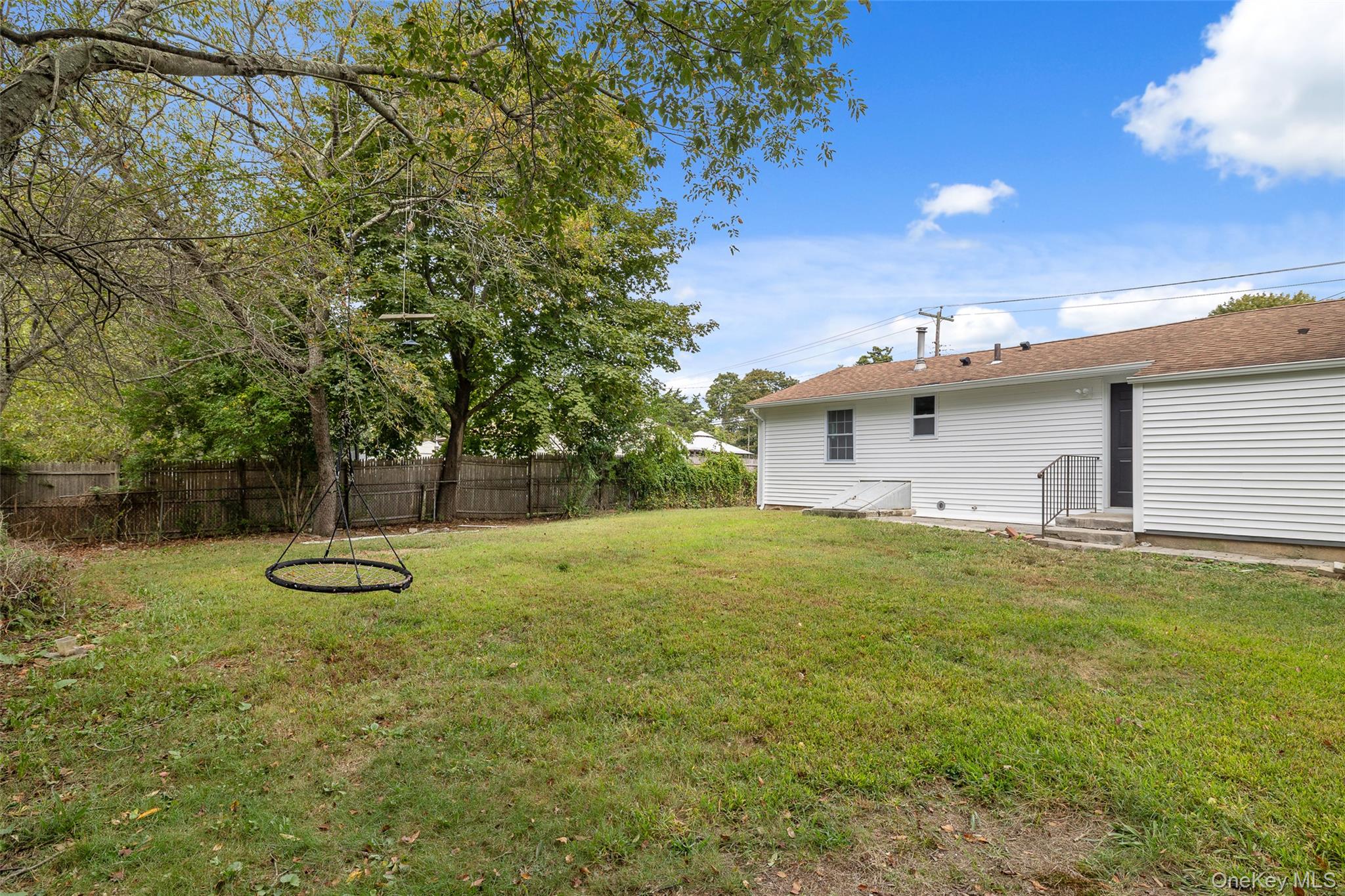 #19 photo, 532 Taylor Avenue, East Patchogue , NY 11772