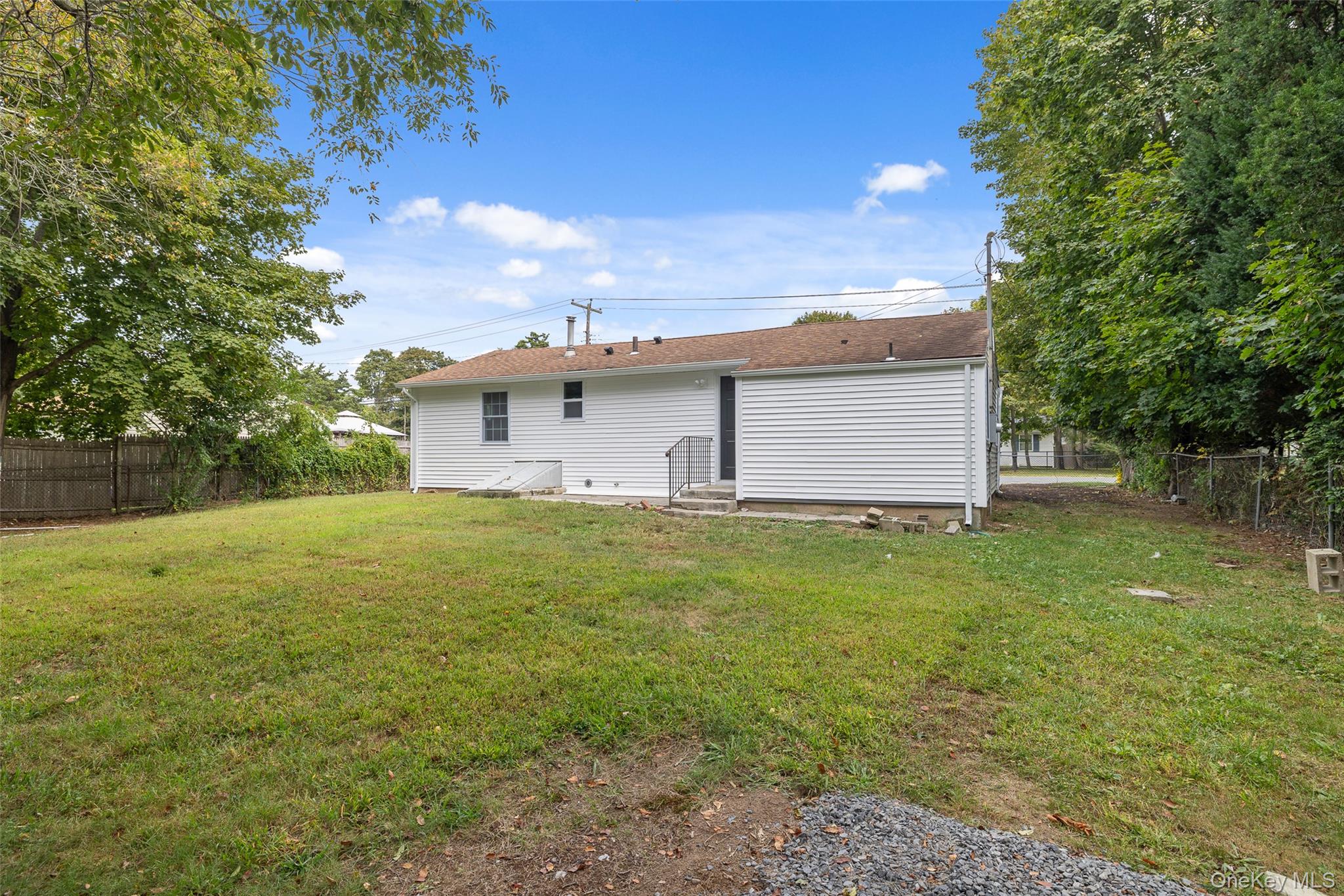 #20 photo, 532 Taylor Avenue, East Patchogue , NY 11772