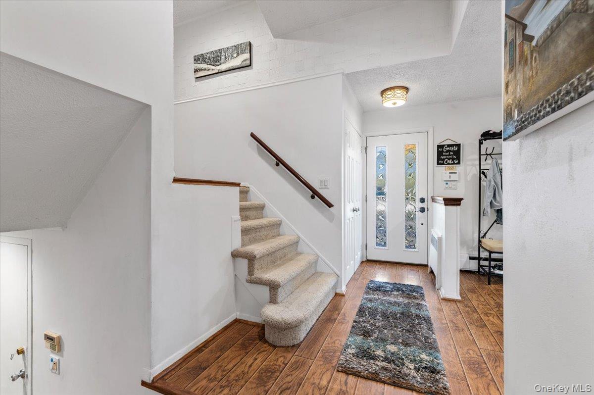 #13 photo, 2 Doone Drive, Syosset , NY 11791