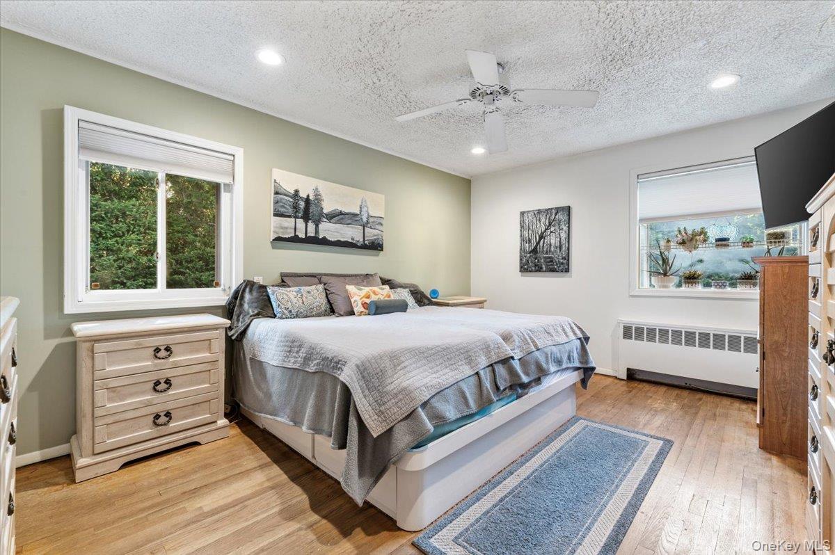 #17 photo, 2 Doone Drive, Syosset , NY 11791