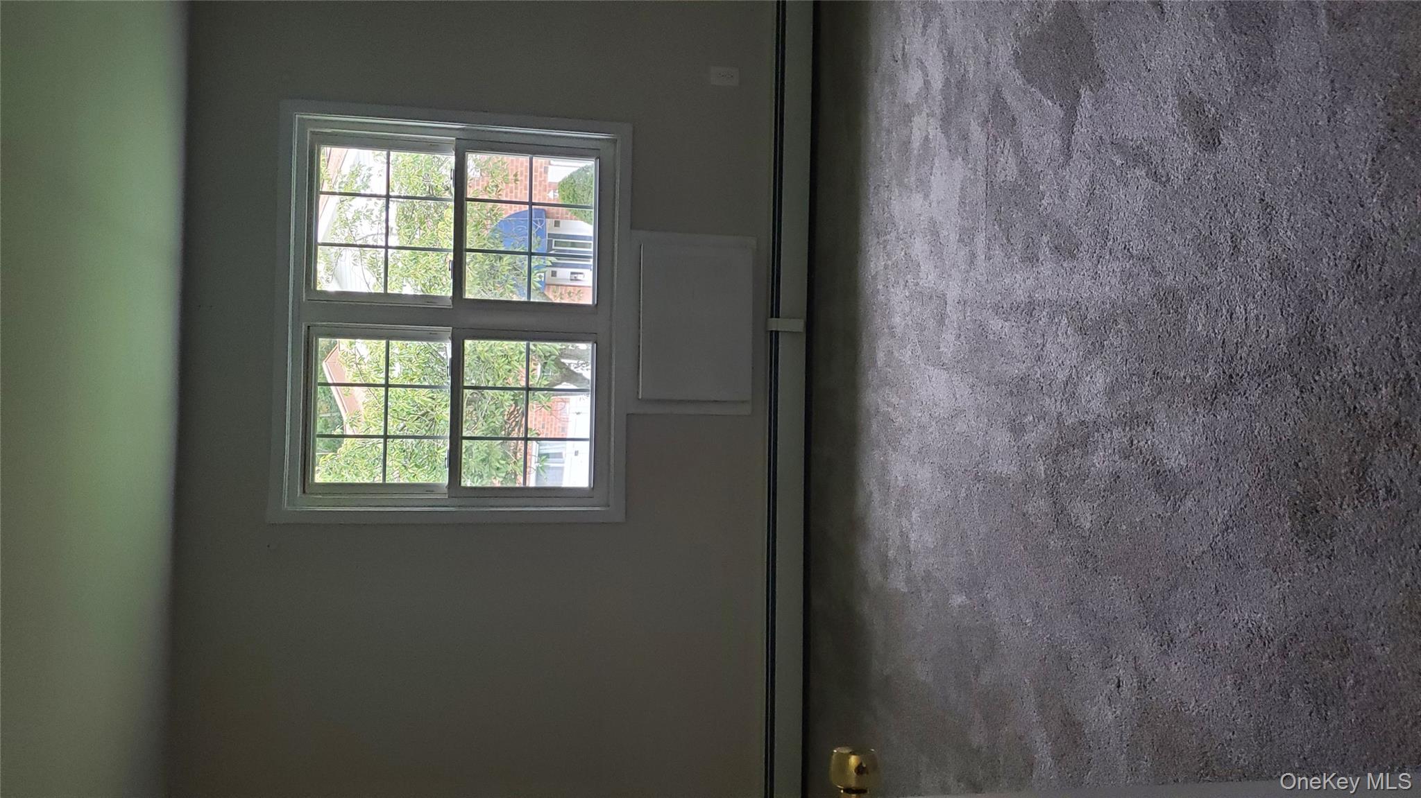 #14 photo, 460 Old Town Road, サフォーク郡 Port Jefferson Station , NY 11776