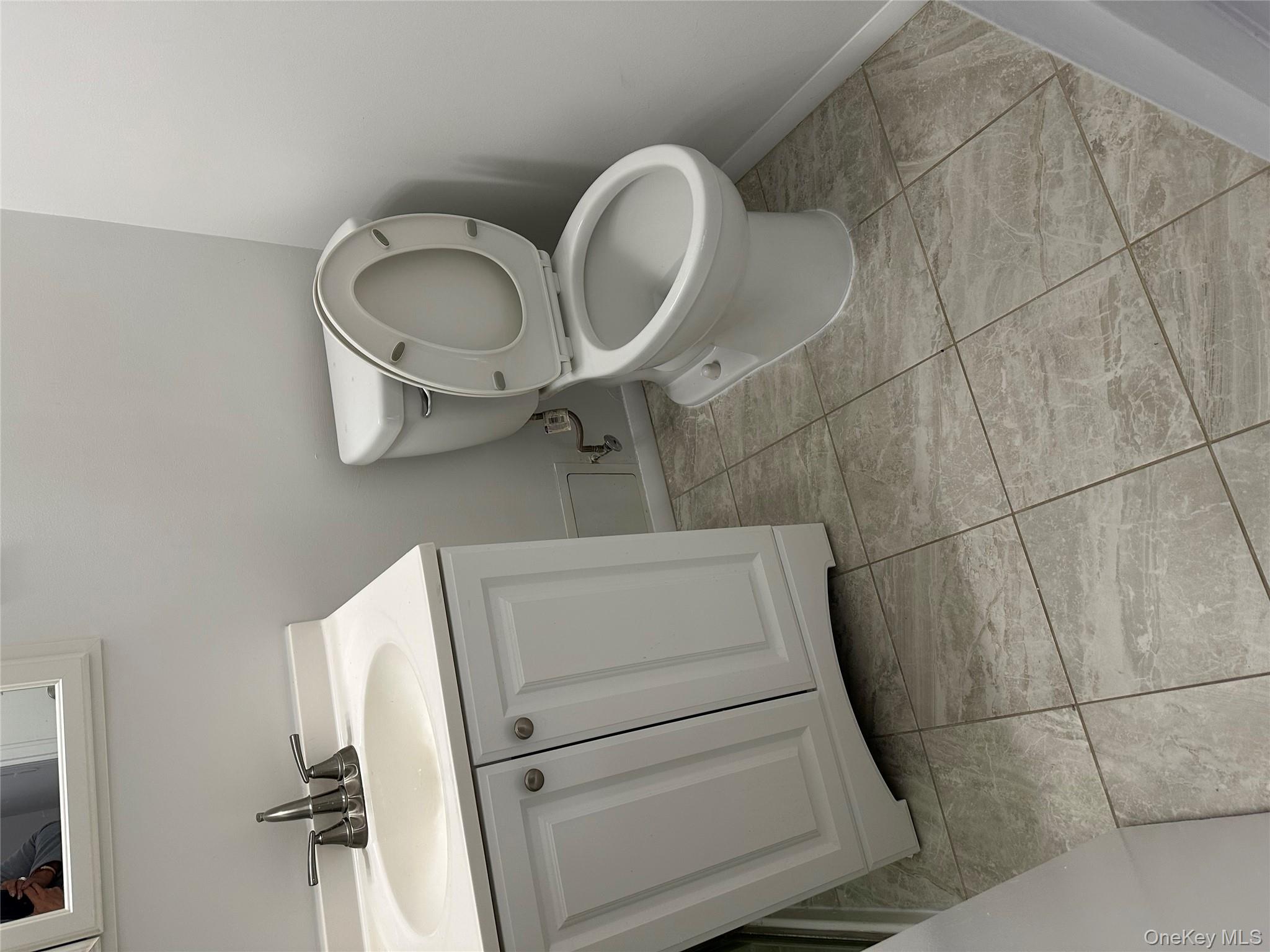 #7 photo, 460 Old Town Road, サフォーク郡 Port Jefferson Station , NY 11776