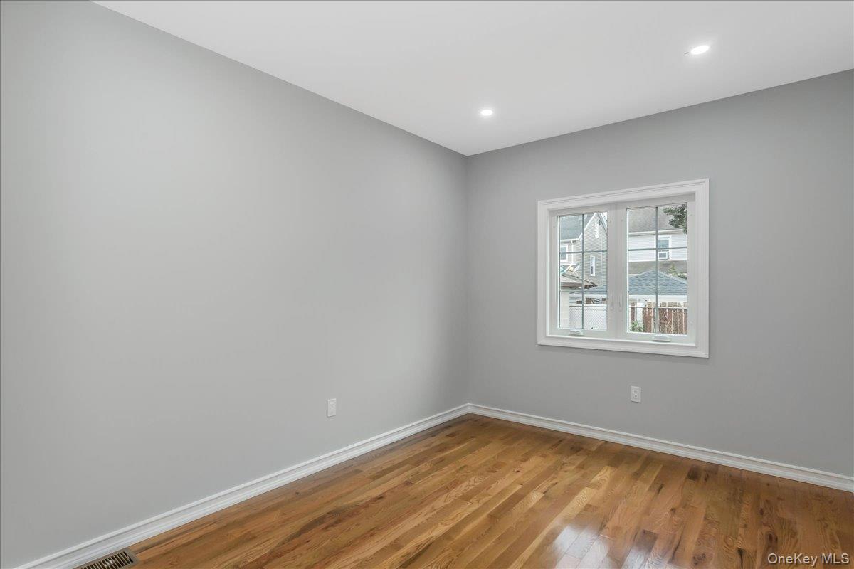 #11 photo, Rosedale, Rosedale , NY 11422