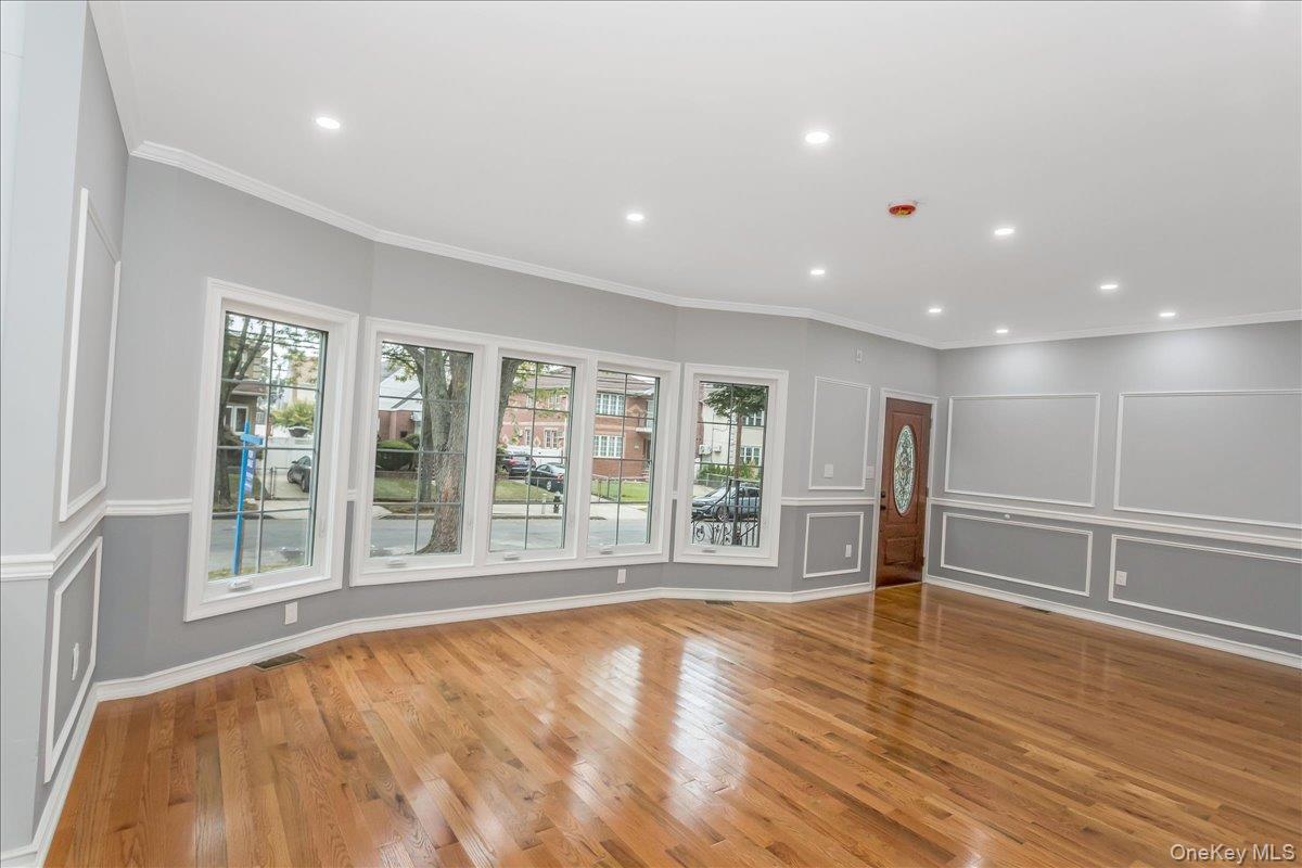 #4 photo, Rosedale, Rosedale , NY 11422