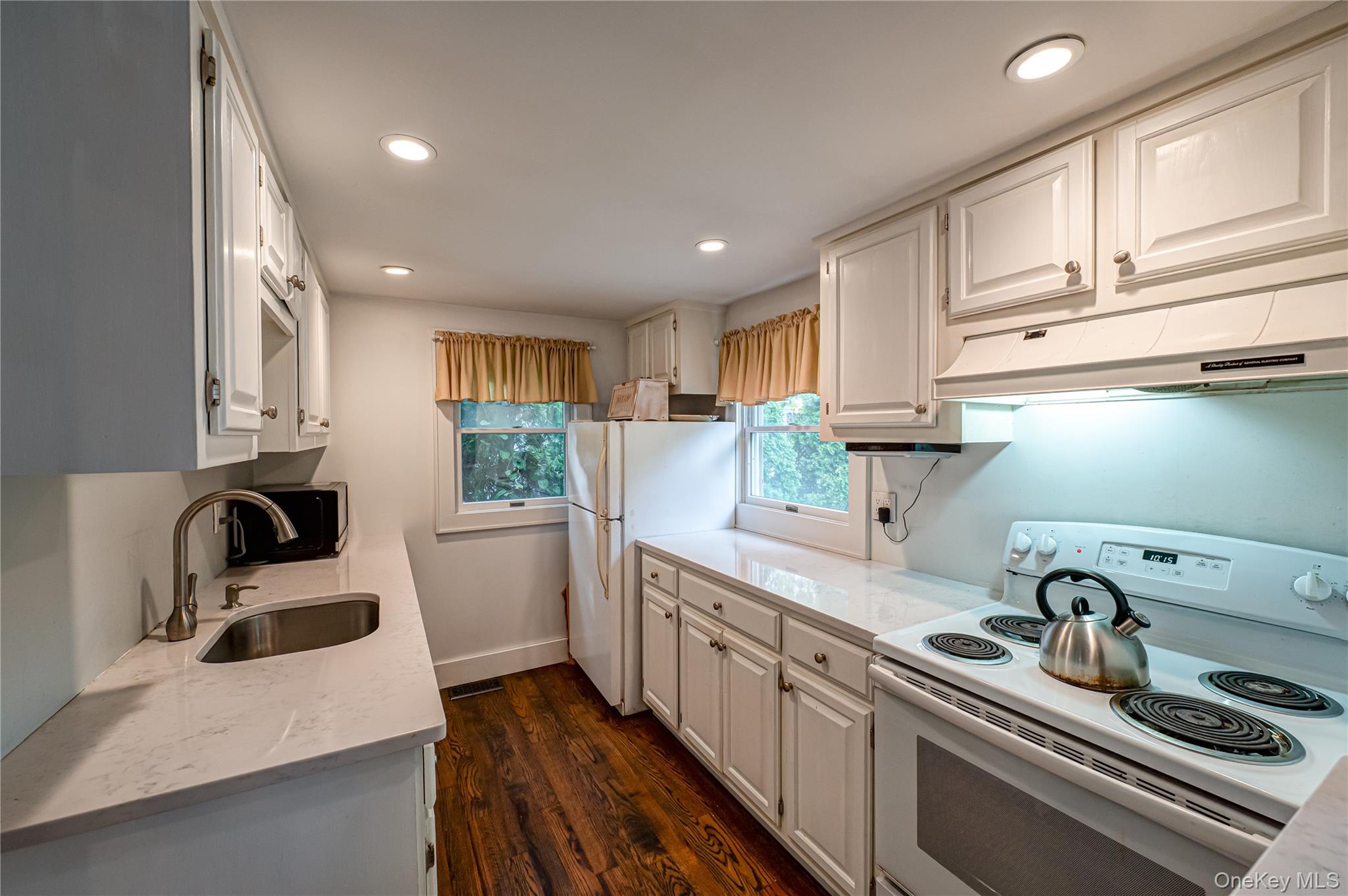 #12 photo, 130 Alder Drive, Kings Park , NY 11754