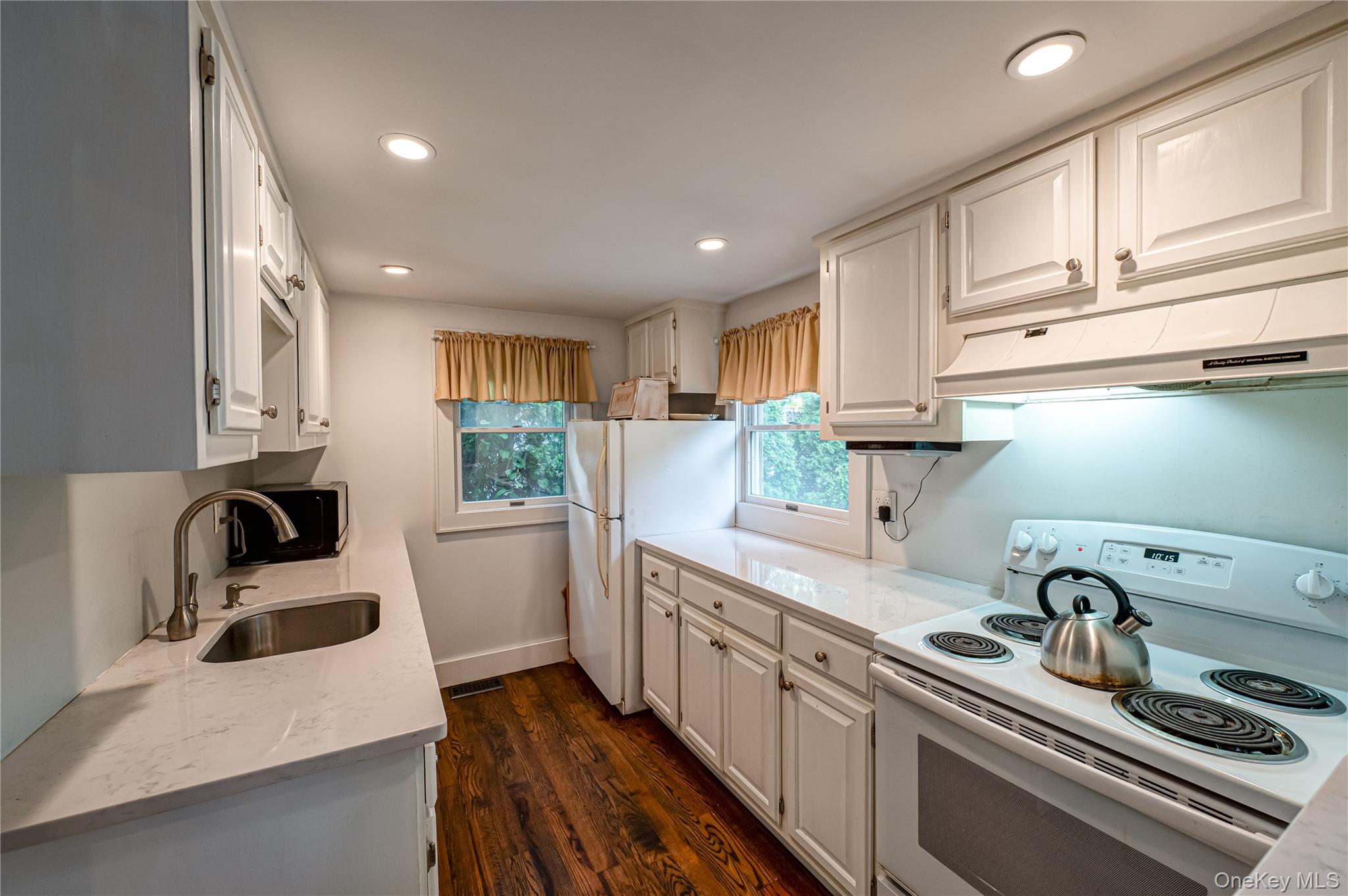 #13 photo, 130 Alder Drive, Kings Park , NY 11754