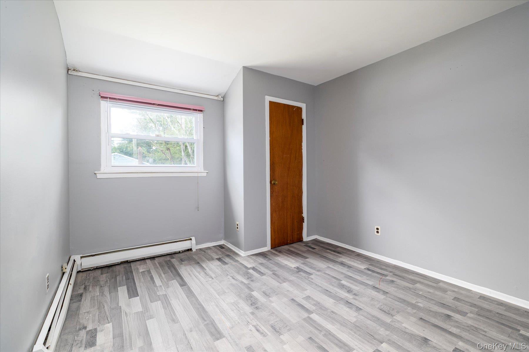 #11 photo, 118 Coolidge Avenue, Amityville , NY 11701