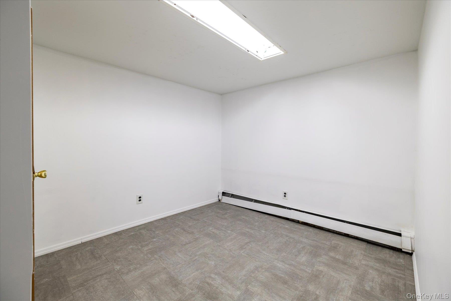 #16 photo, 118 Coolidge Avenue, Amityville , NY 11701