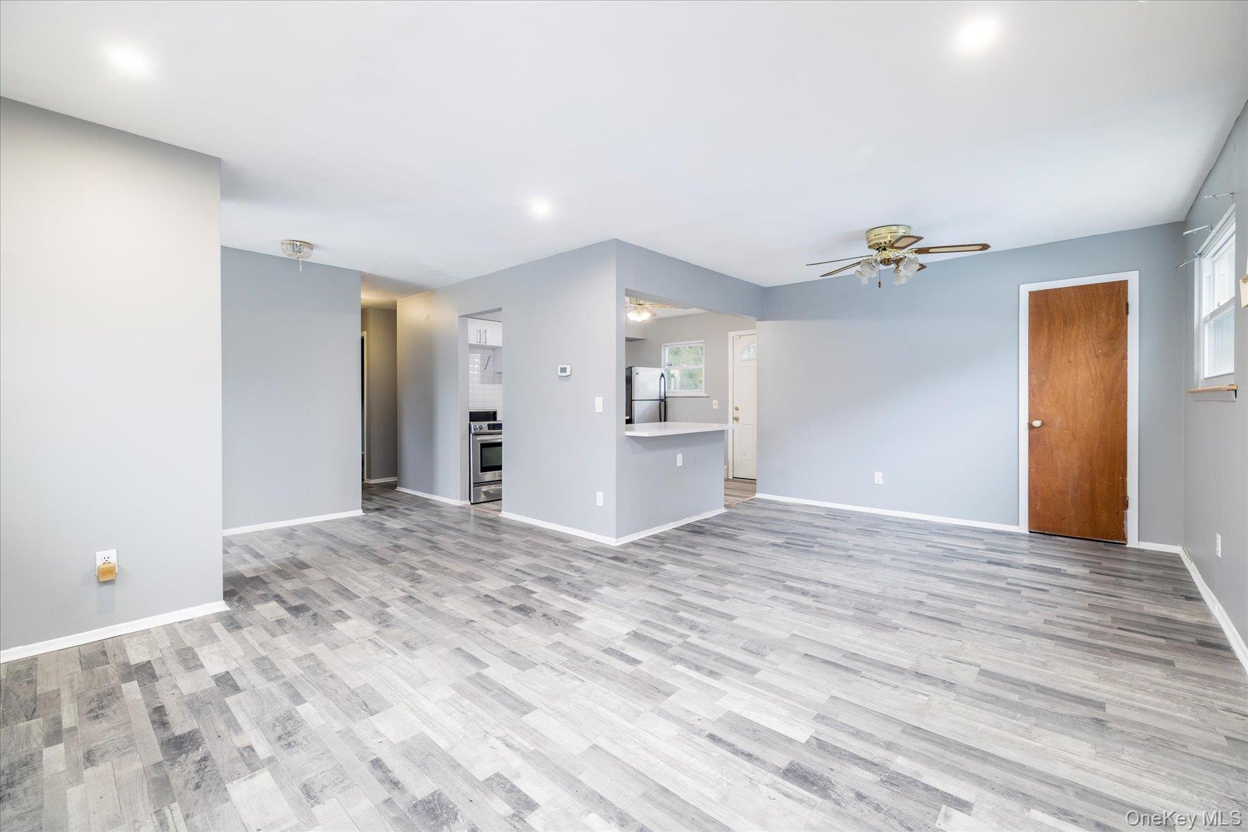 #3 photo, 118 Coolidge Avenue, Amityville , NY 11701