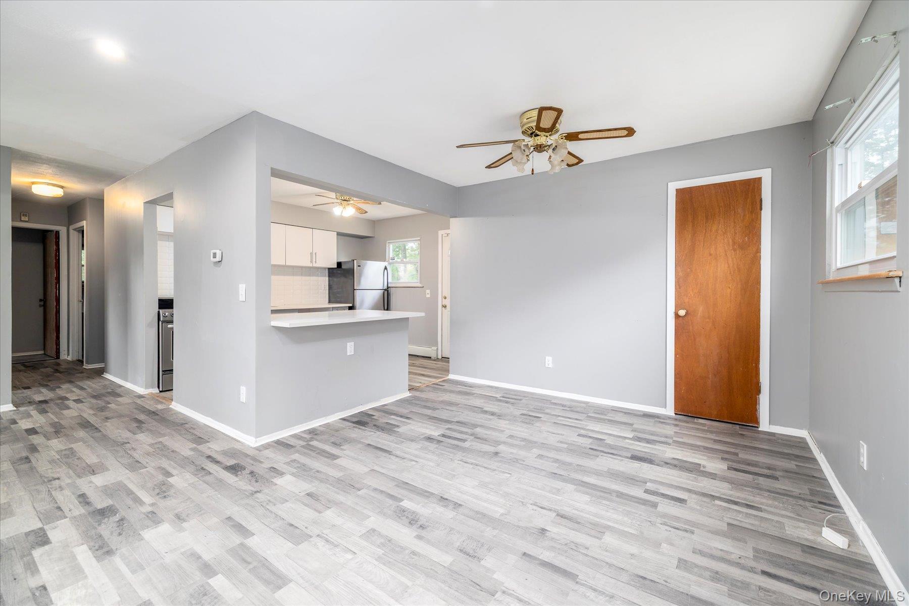 #6 photo, 118 Coolidge Avenue, Amityville , NY 11701