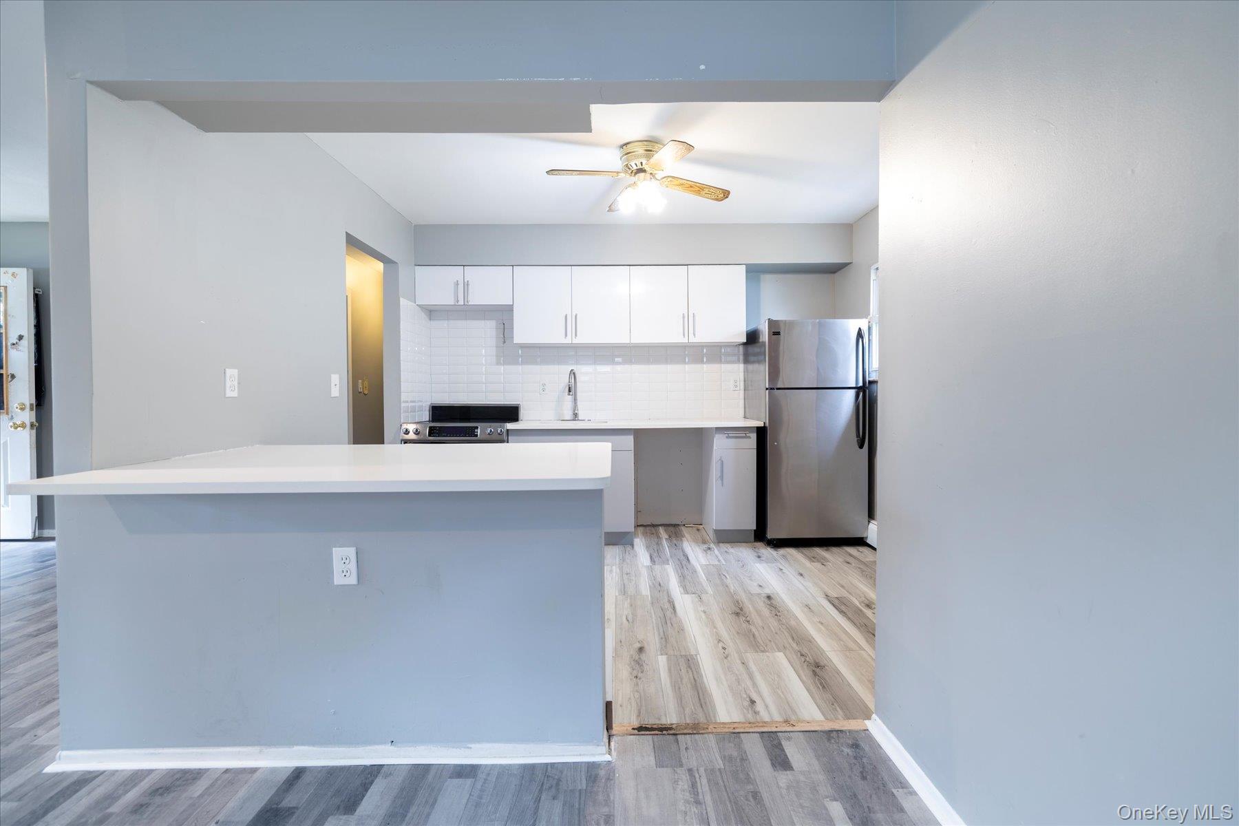 #8 photo, 118 Coolidge Avenue, Amityville , NY 11701