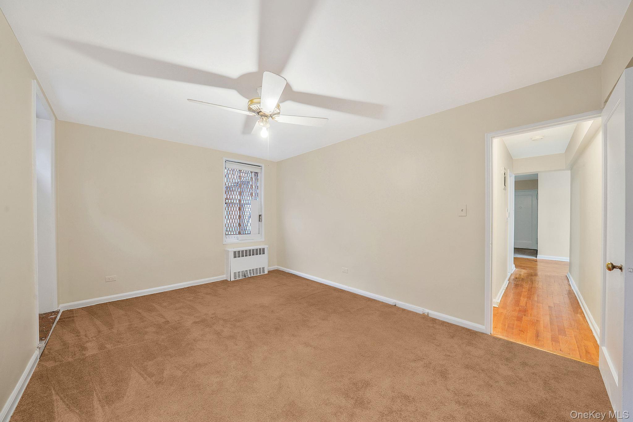 #13 photo, 35-40 75th Street, クイーンズ区 Jackson Heights , NY 11372