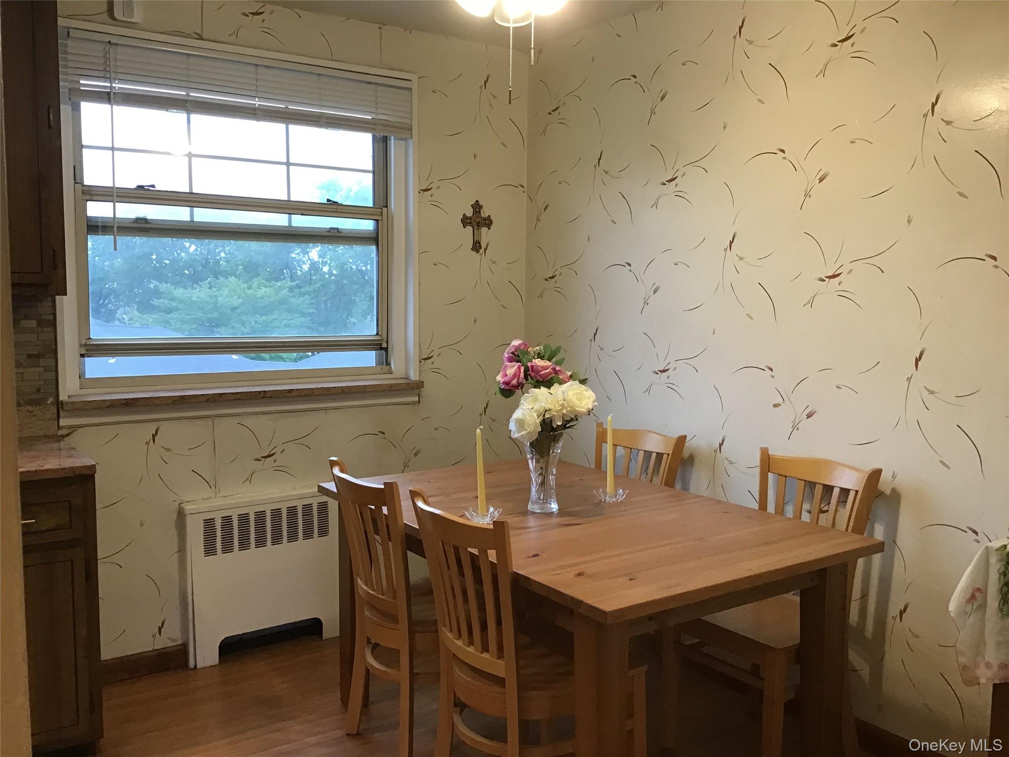 #10 photo, 58-28 251 Street, Little Neck , NY 11362