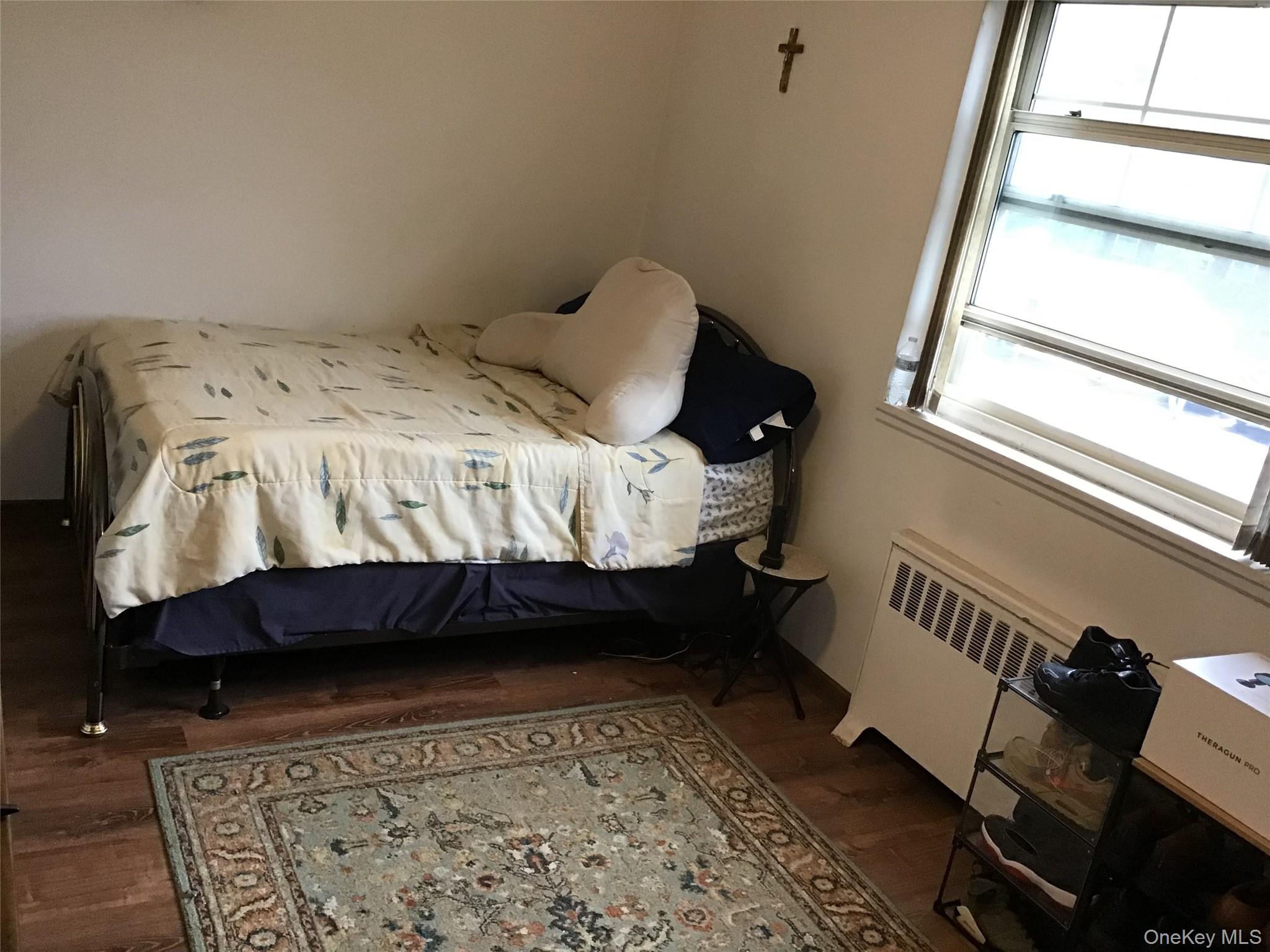 #13 photo, 58-28 251 Street, Little Neck , NY 11362