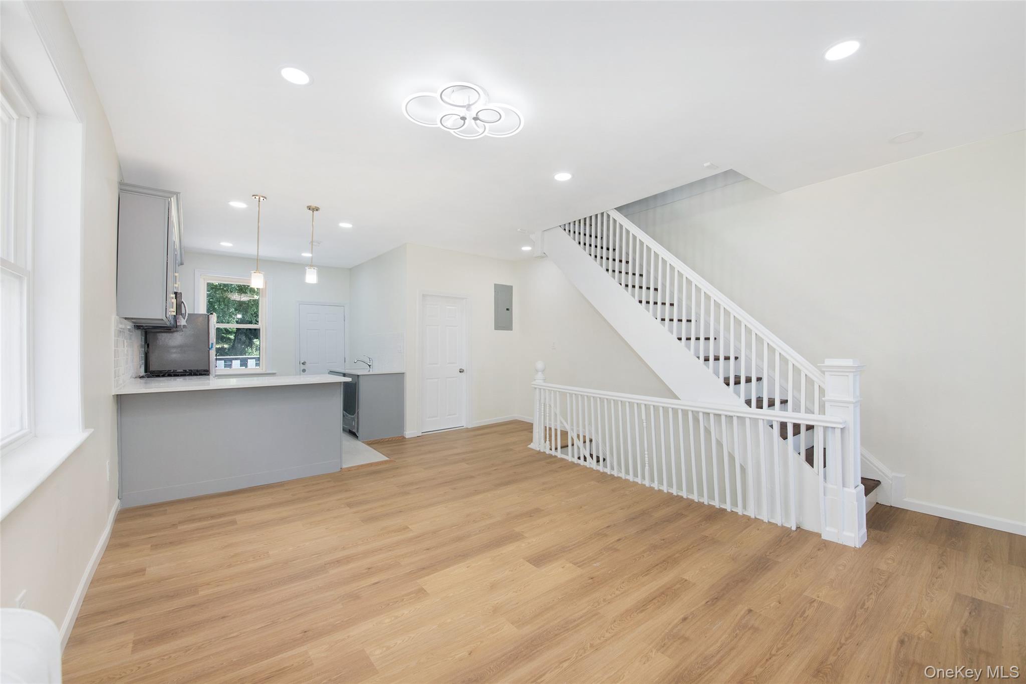 #10 photo, 490 Van Duzer Street, スタテンアイランド Staten Island , NY 10304