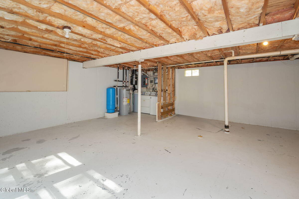 #19 photo, 309 Carrera Lane, Granville , NY 12832