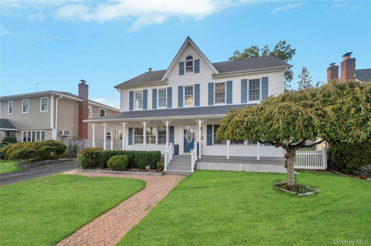 #31 photo, 131 Carol Road, East Meadow , NY 11554