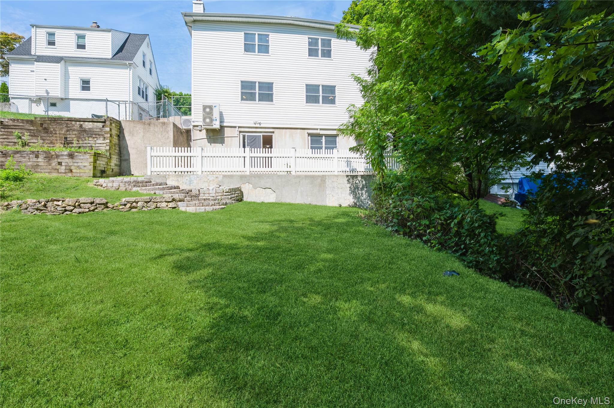 #16 photo, 140 Woodside Avenue, West Harrison , NY 10604