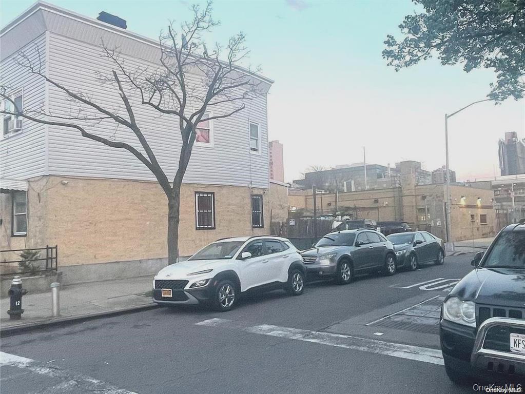 #4 photo, 14402 91 Avenue, クイーンズ区 Jamaica , NY 11435