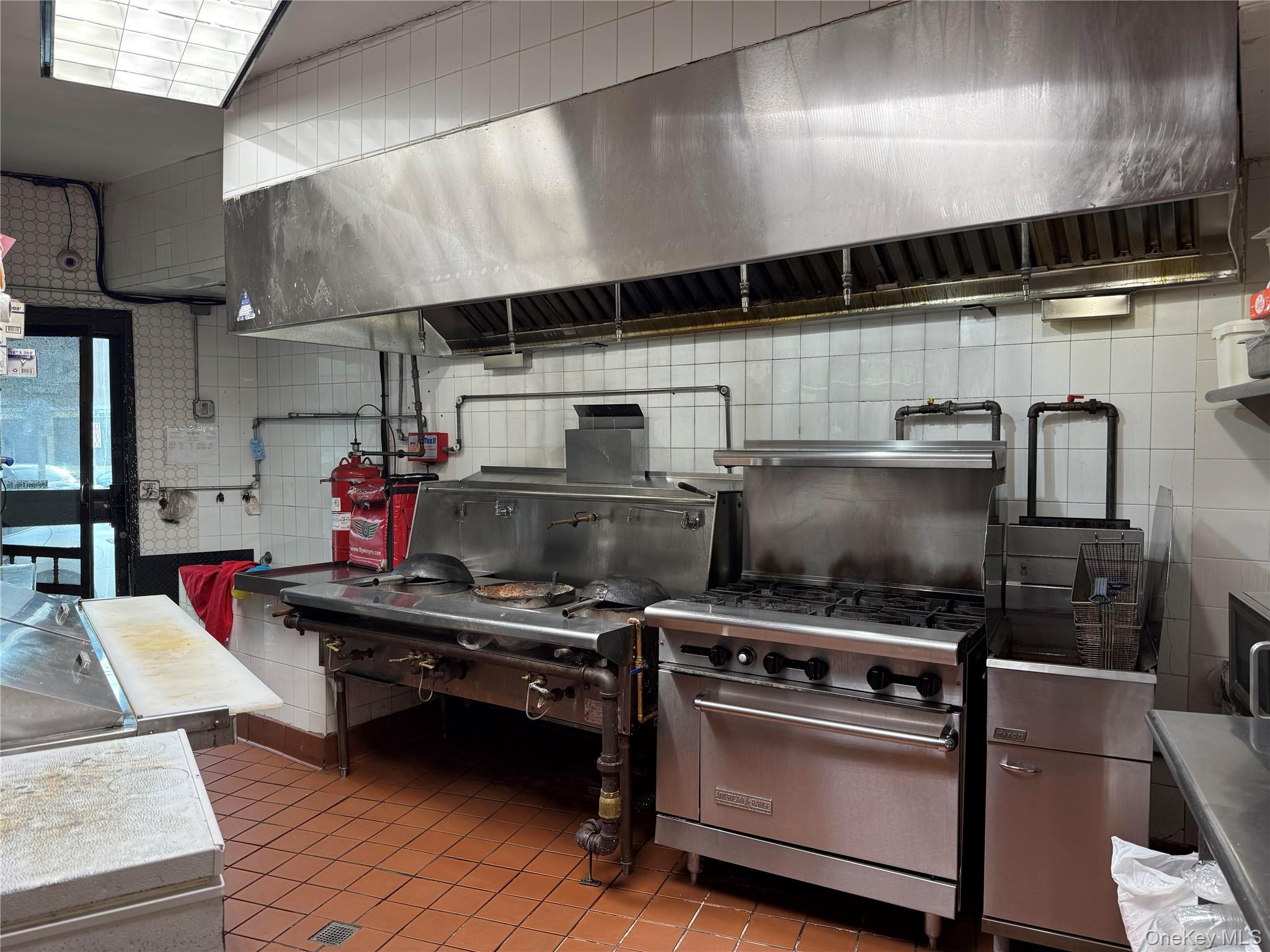 #12 photo, 36-17 Greenpoint Avenue, クイーンズ区 Long Island City , NY 11101