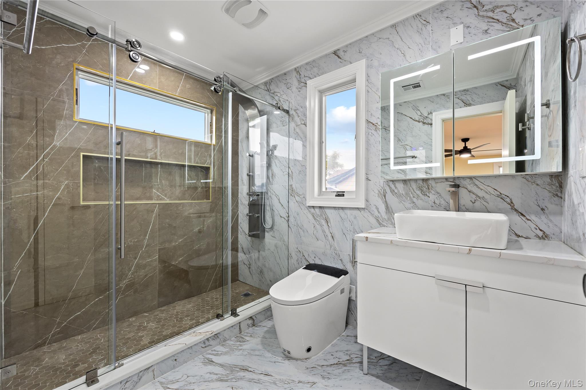 #18 photo, 4 S 11th Street, New Hyde Park , NY 11040