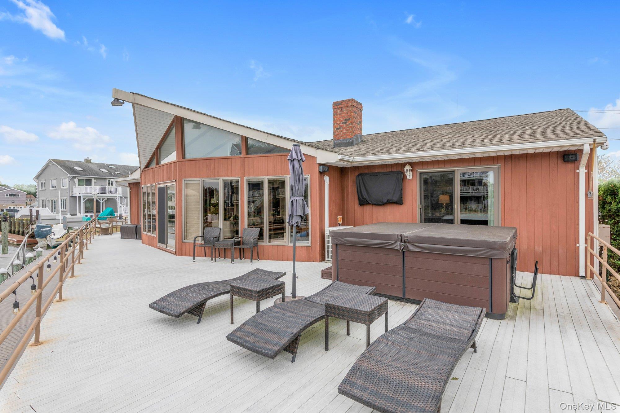 #3 photo, 1130 Hayes Place, नासाउ काउंटी Baldwin Harbor , NY 11510