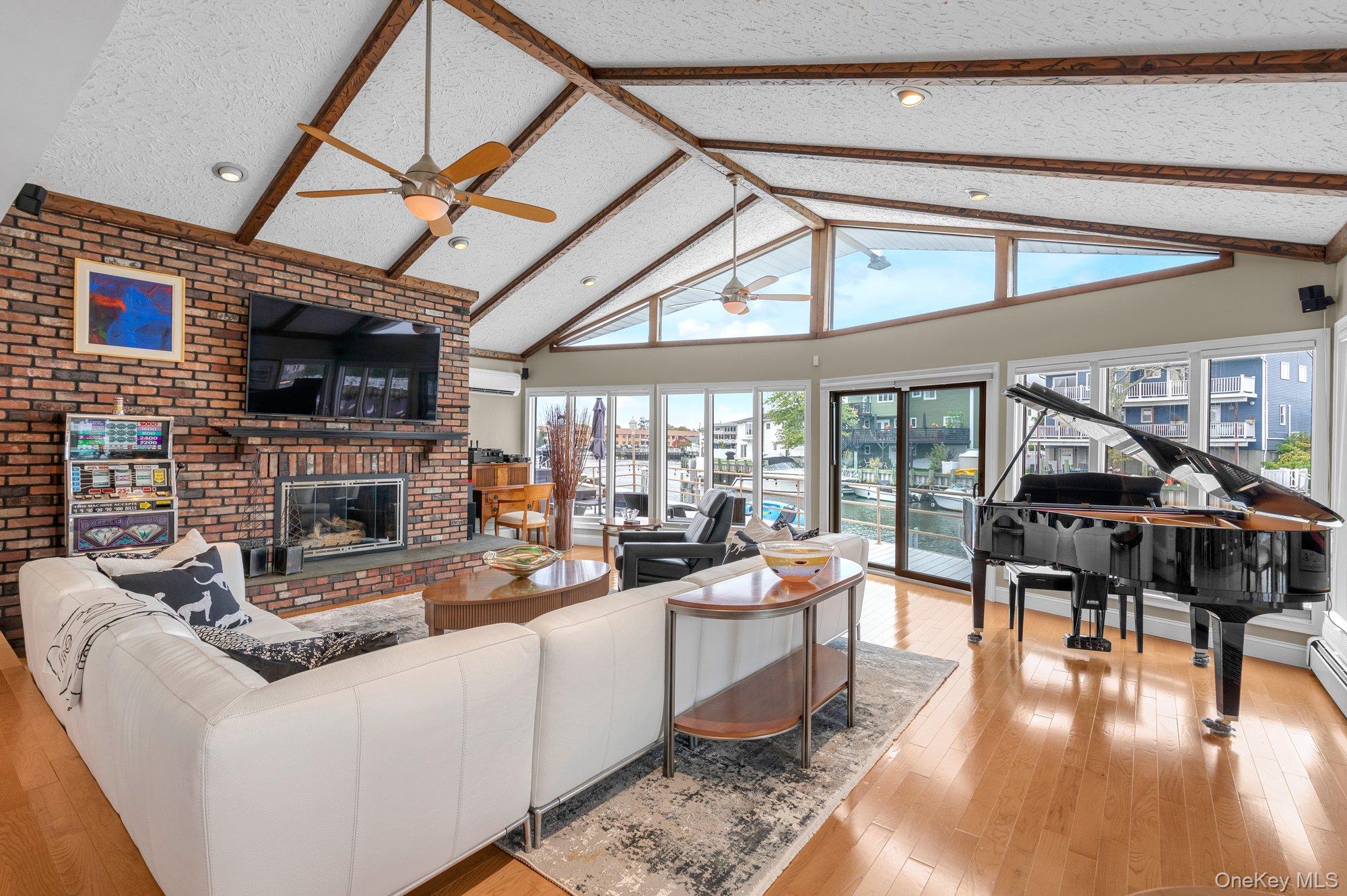 #5 photo, 1130 Hayes Place, नासाउ काउंटी Baldwin Harbor , NY 11510