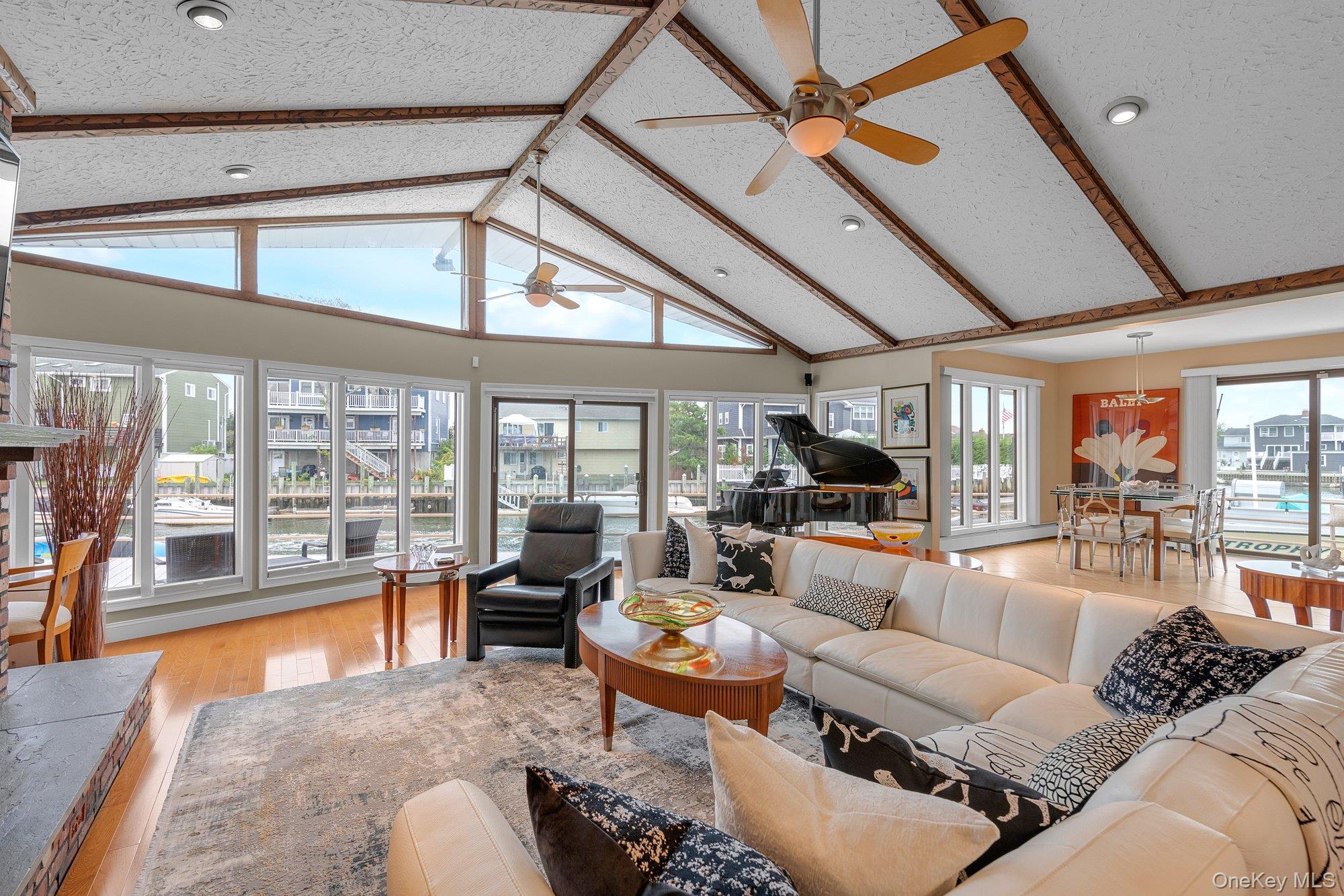 #7 photo, 1130 Hayes Place, नासाउ काउंटी Baldwin Harbor , NY 11510