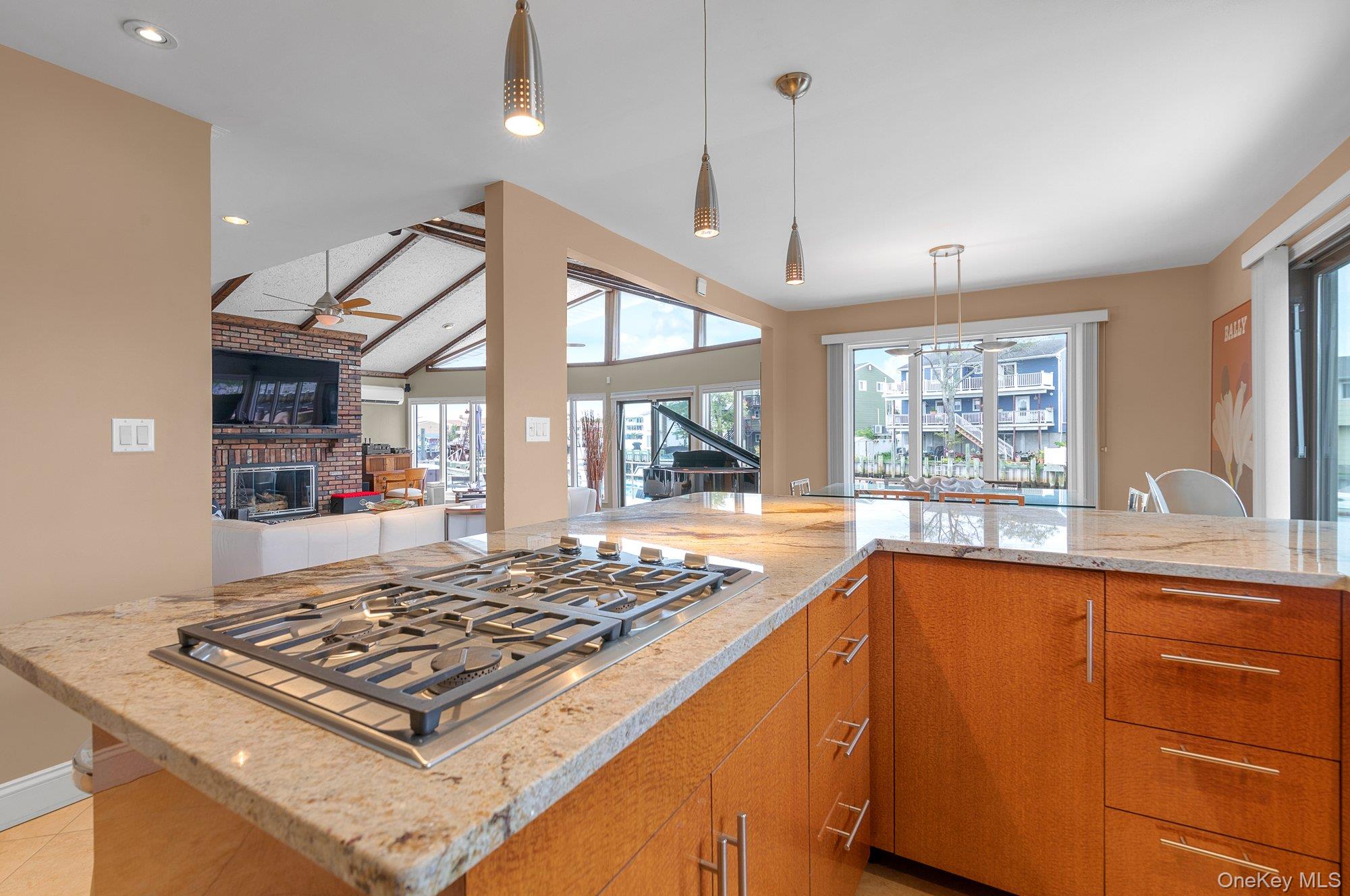 #9 photo, 1130 Hayes Place, नासाउ काउंटी Baldwin Harbor , NY 11510