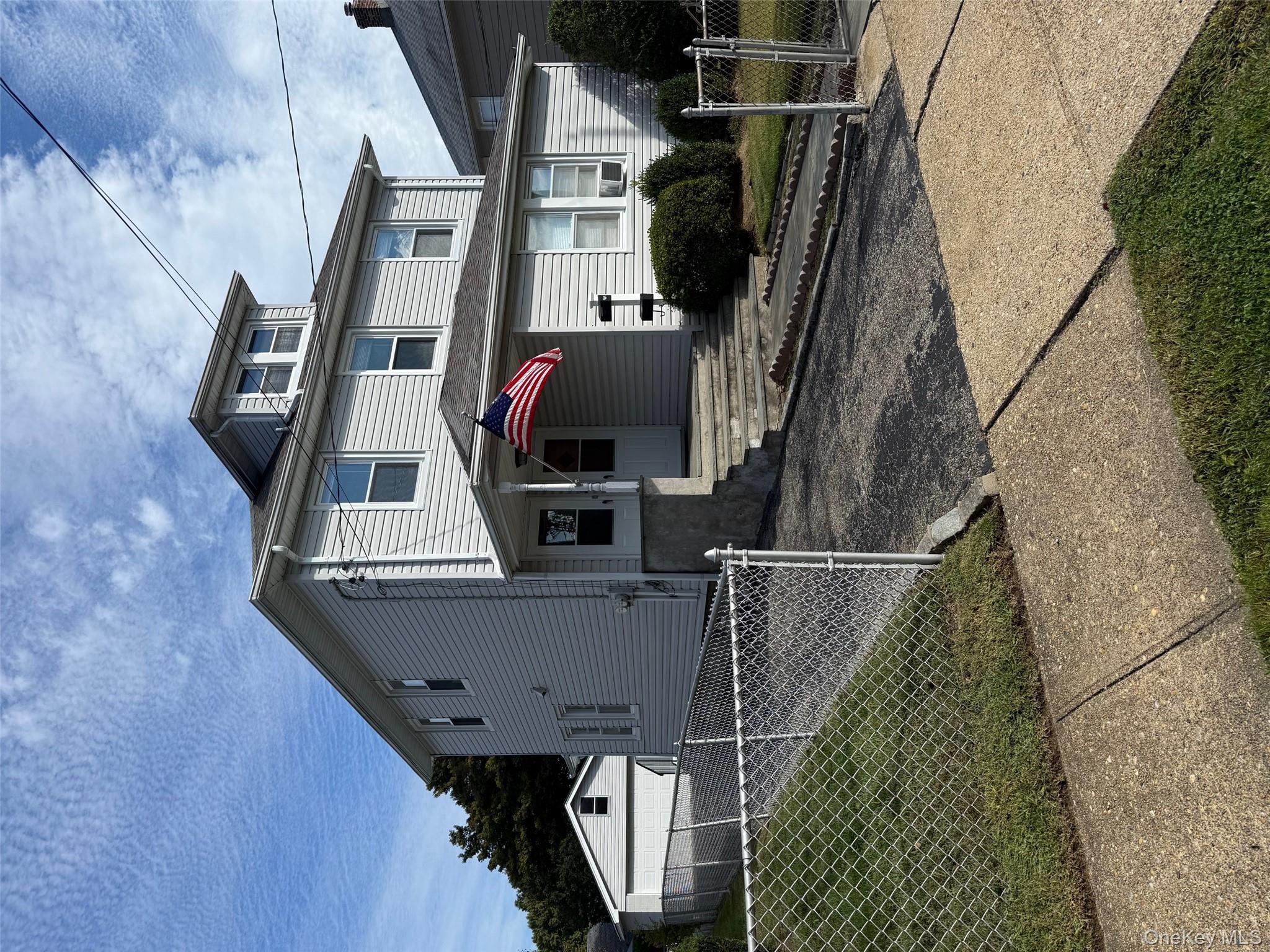 #1 photo, 11 North Street, ナッソー郡 Glen Cove , NY 11542