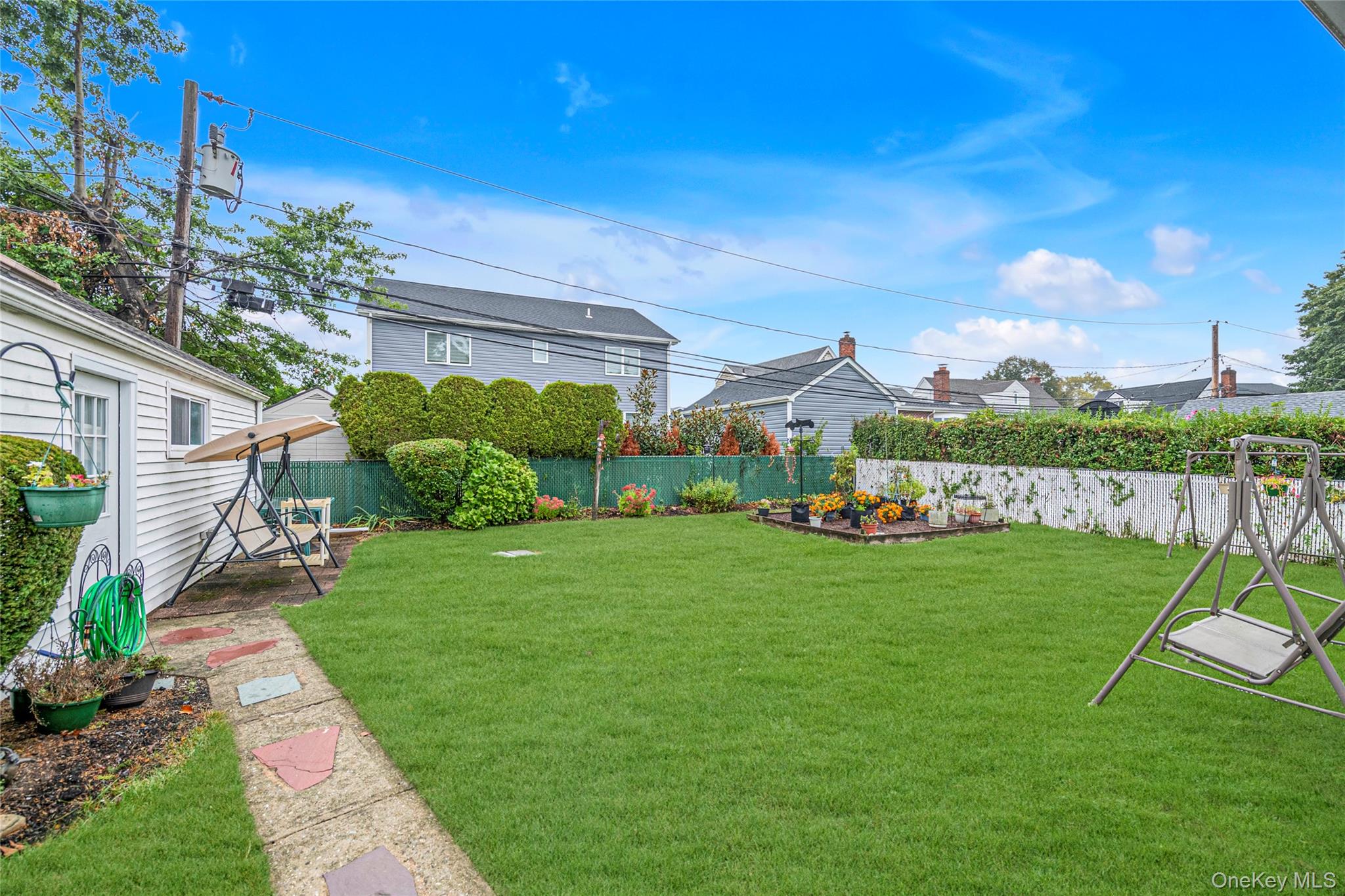 #17 photo, 25 Campbell Street, New Hyde Park , NY 11040