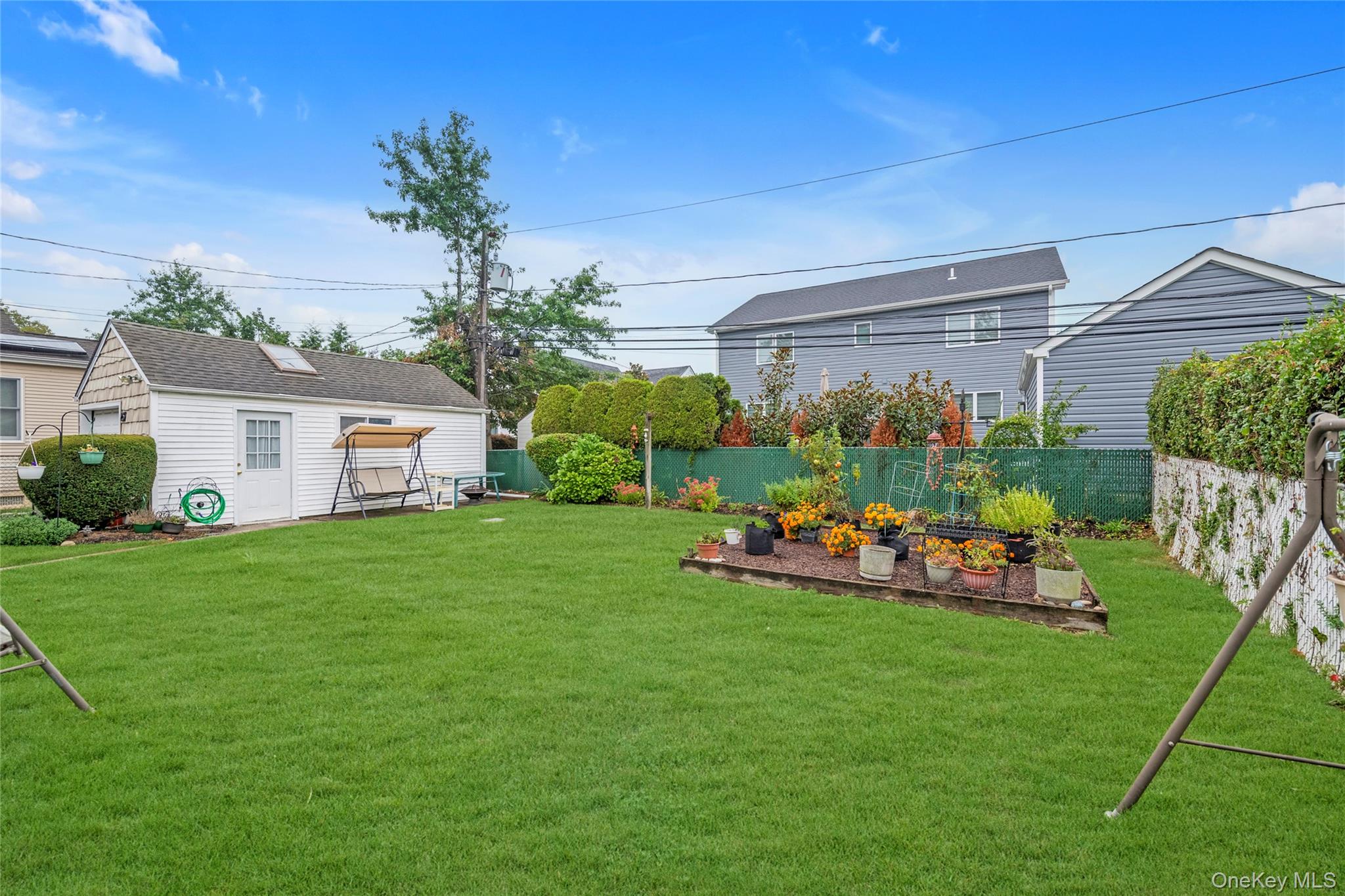 #18 photo, 25 Campbell Street, New Hyde Park , NY 11040