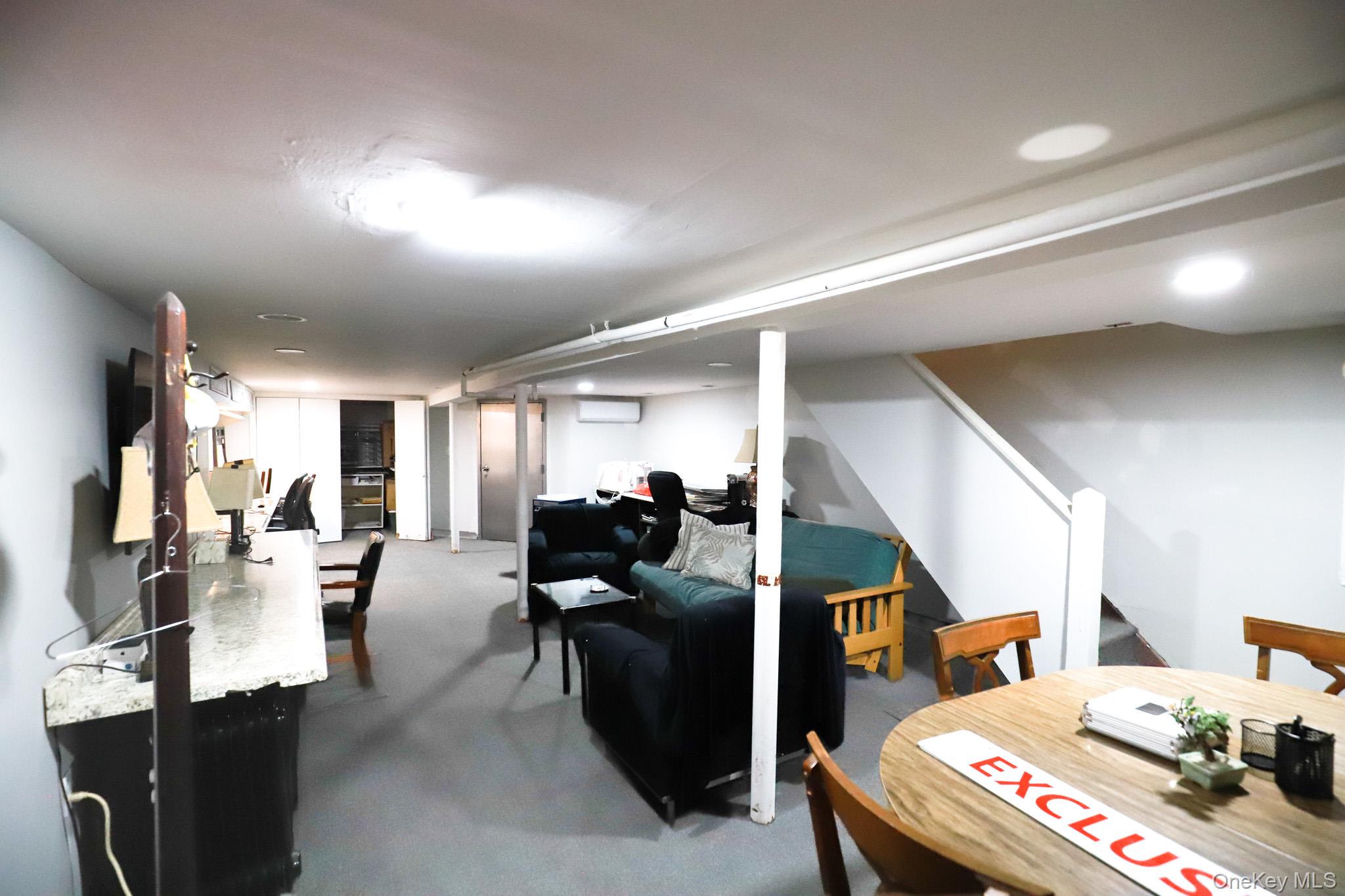 #4 photo, 199-17 32nd Avenue, Flushing , NY 11358