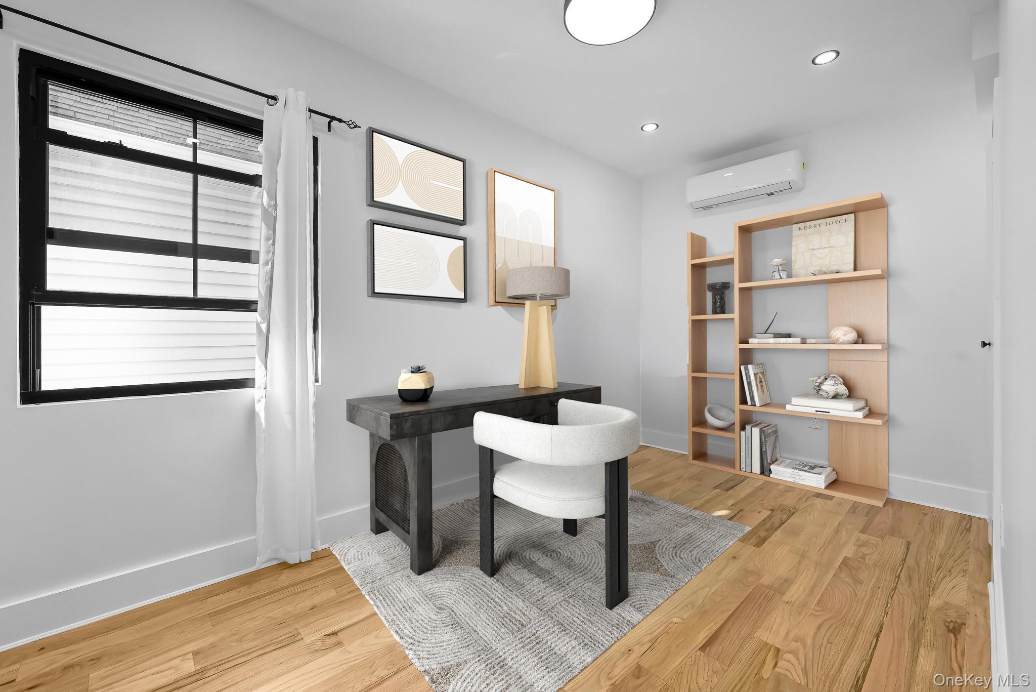 #12 photo, 91-35 71st Avenue, Forest Hills , NY 11375