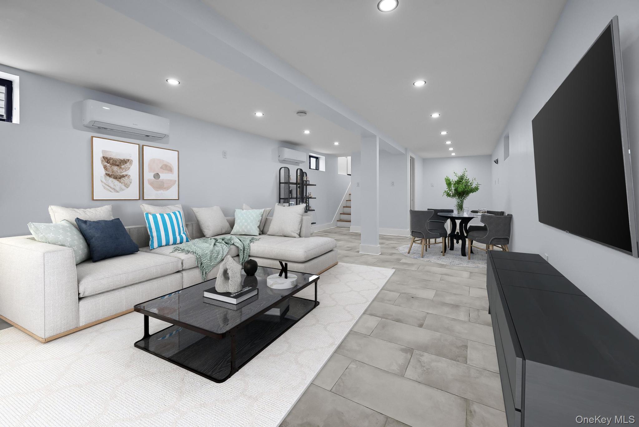 #9 photo, 91-35 71st Avenue, Forest Hills , NY 11375