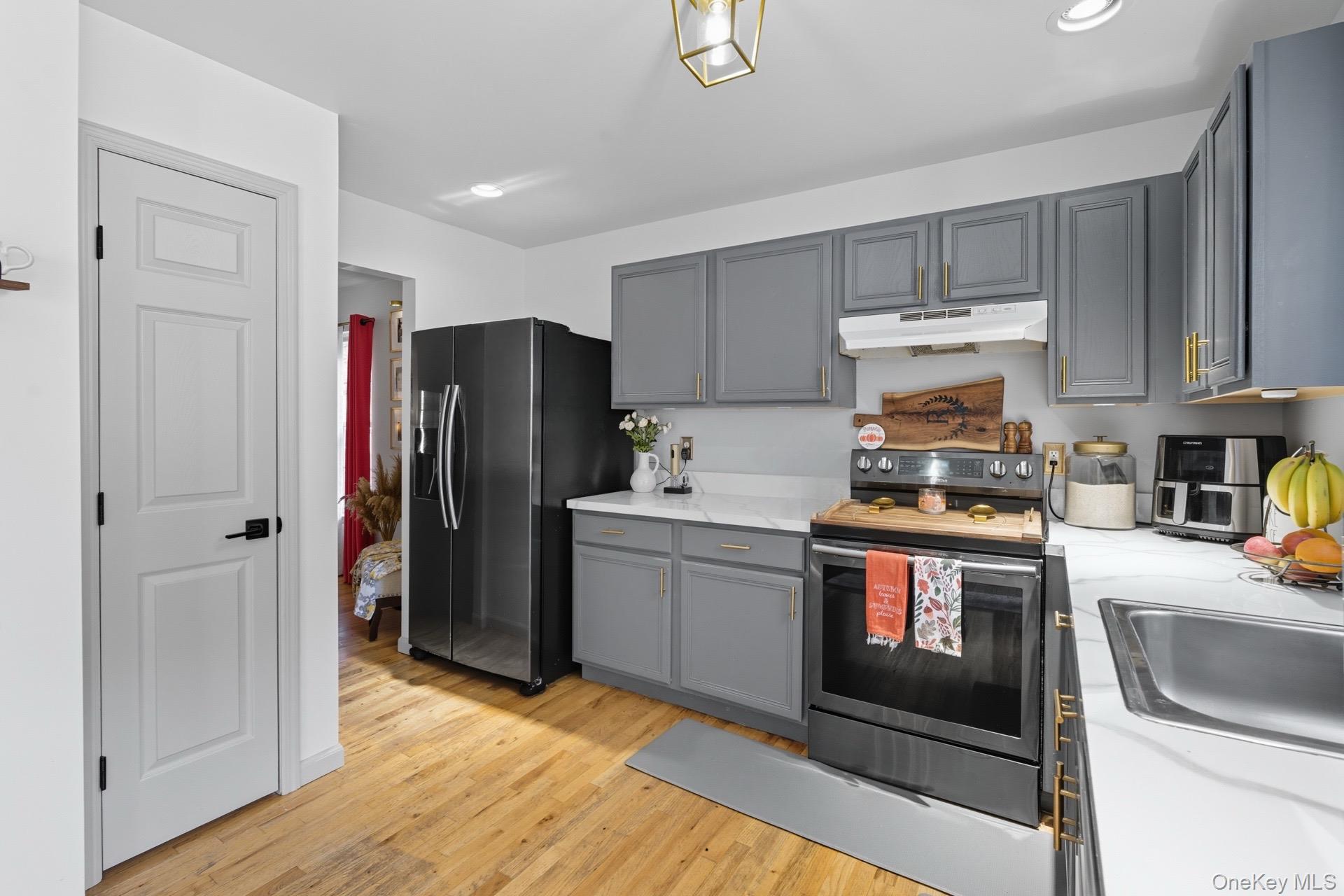 #12 photo, 42 Biltmore Drive, サフォーク郡 Mastic Beach , NY 11951