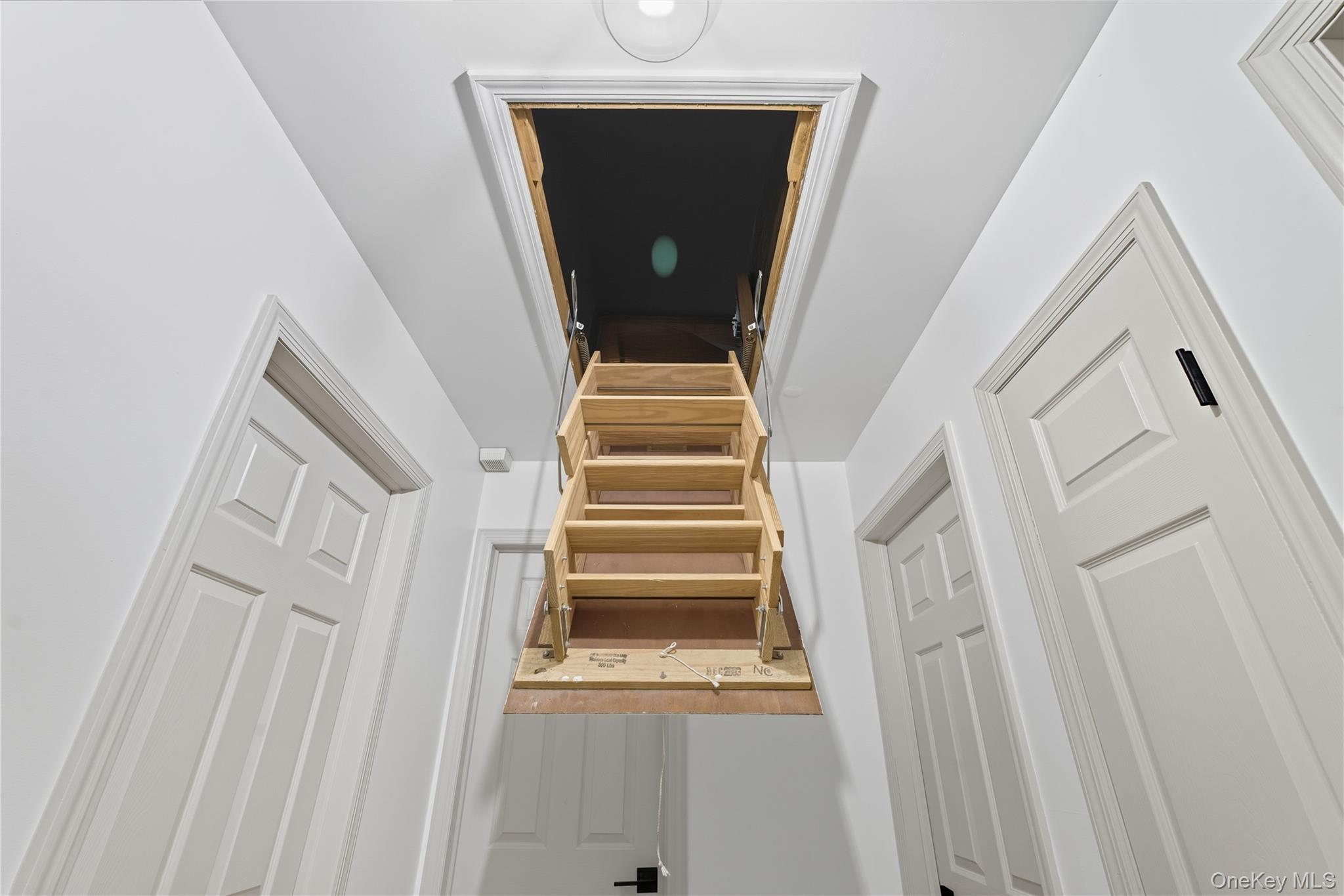 #16 photo, 42 Biltmore Drive, サフォーク郡 Mastic Beach , NY 11951