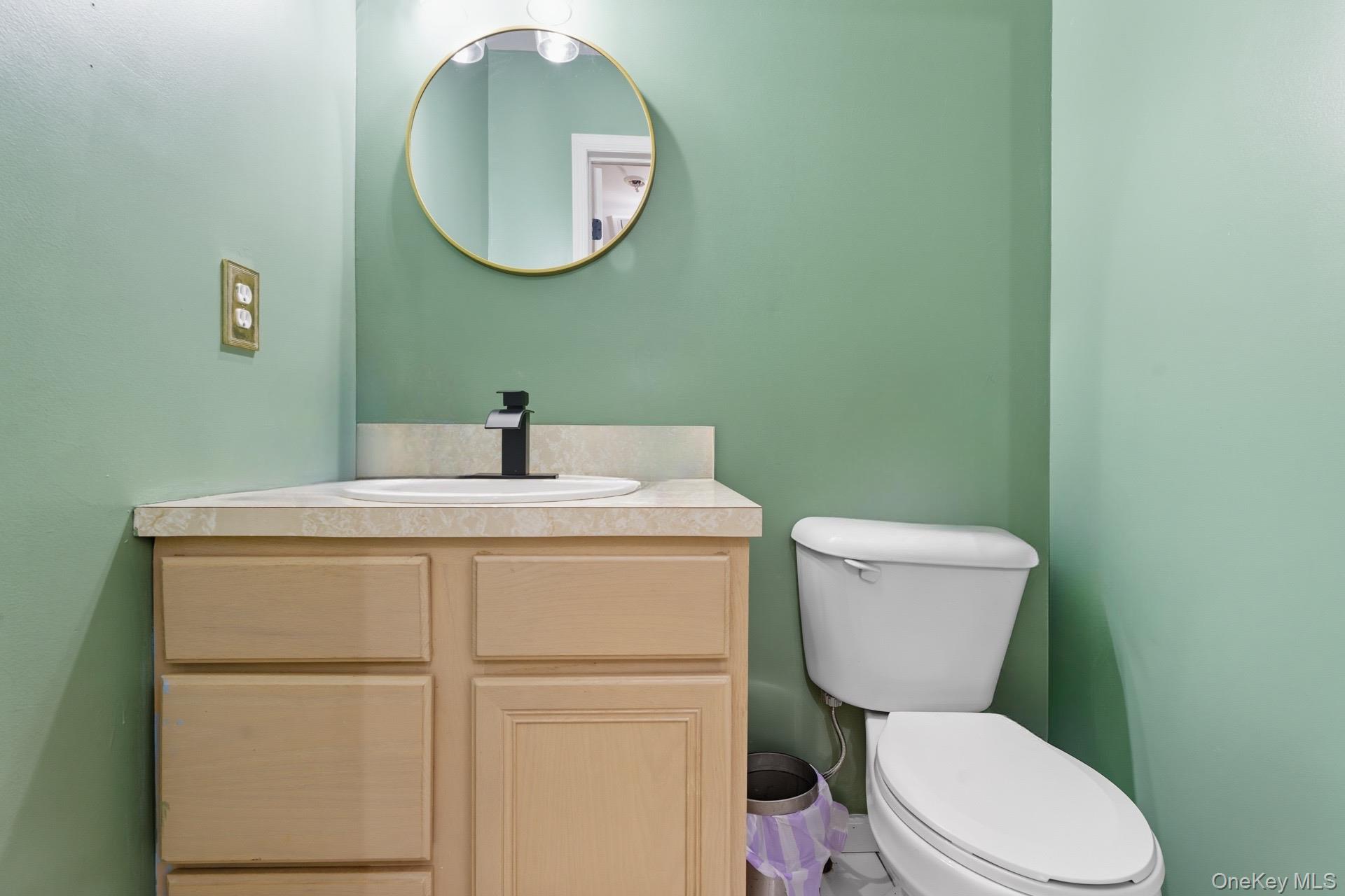 #18 photo, 42 Biltmore Drive, サフォーク郡 Mastic Beach , NY 11951