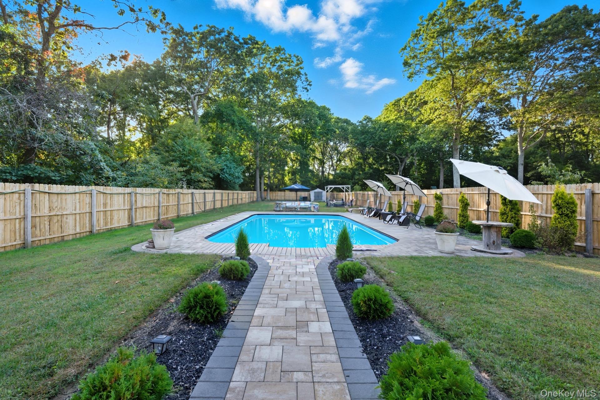 #6 photo, 42 Biltmore Drive, サフォーク郡 Mastic Beach , NY 11951