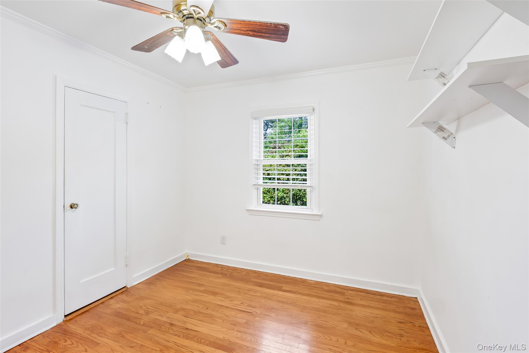 #10 photo, 1218 Terrace Boulevard, New Hyde Park , NY 11040