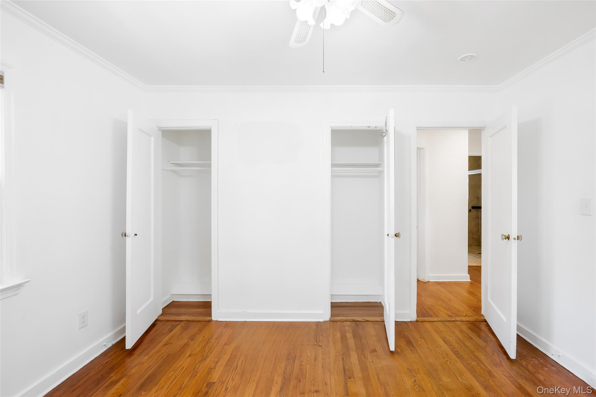 #11 photo, 1218 Terrace Boulevard, New Hyde Park , NY 11040