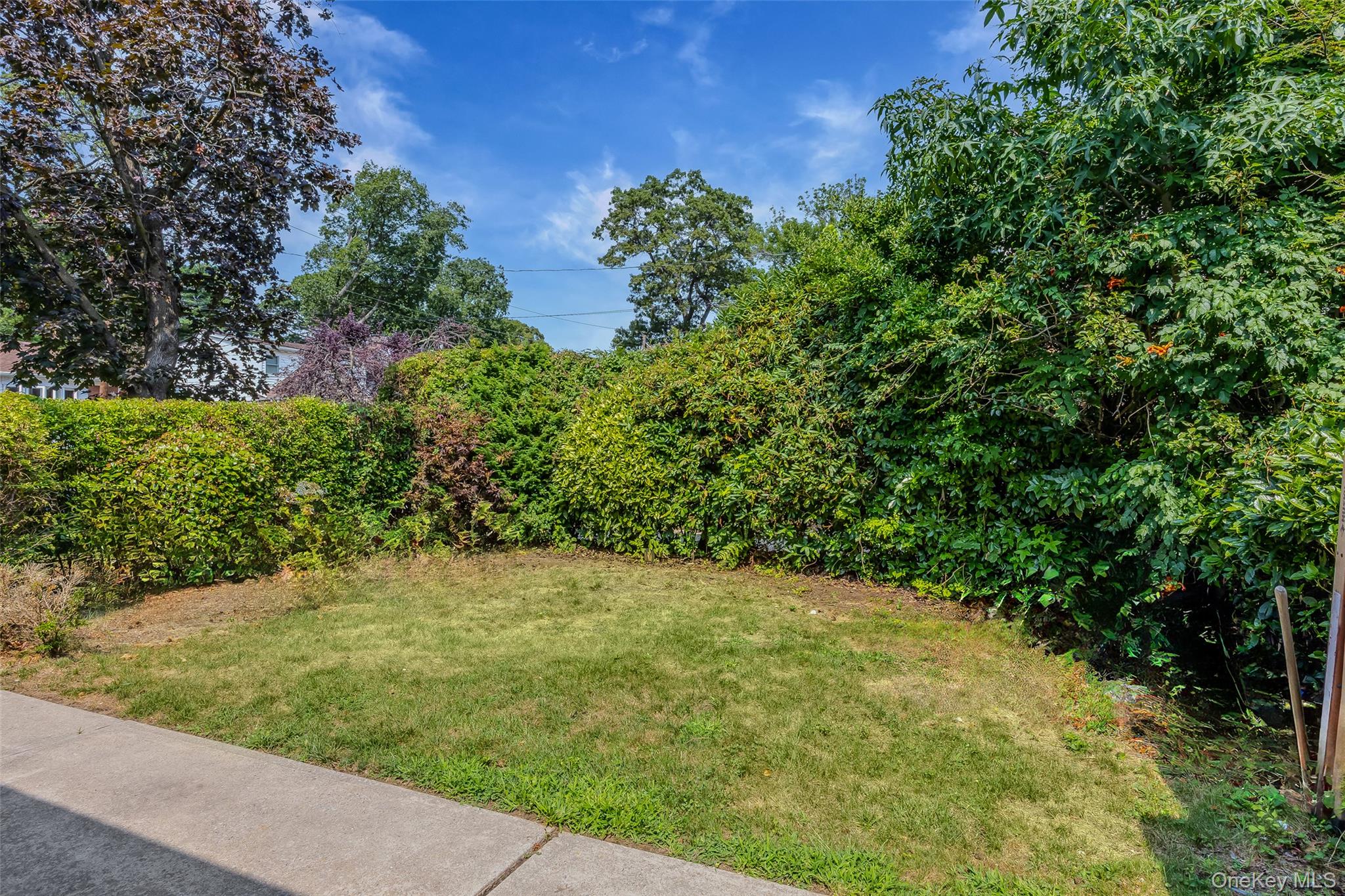 #16 photo, 1218 Terrace Boulevard, New Hyde Park , NY 11040