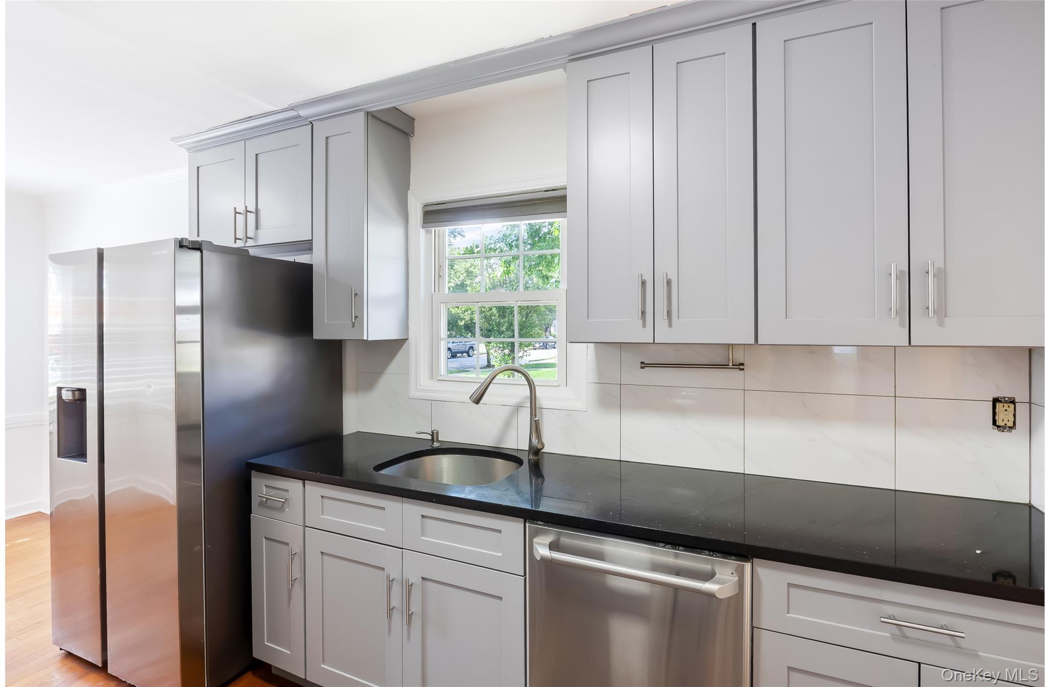 #7 photo, 1218 Terrace Boulevard, New Hyde Park , NY 11040