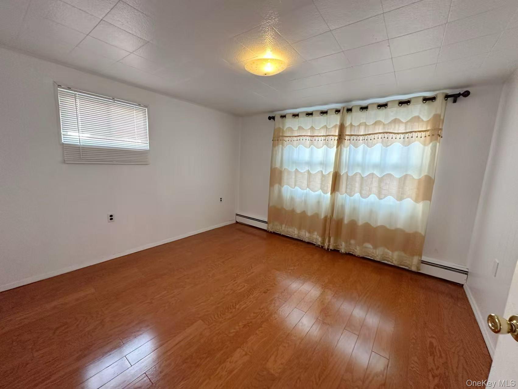 #4 photo, 200 Saint Regis Drive, Massapequa , NY 11762