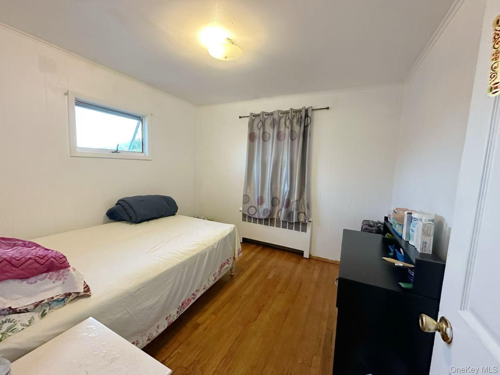 #7 photo, 200 Saint Regis Drive, Massapequa , NY 11762