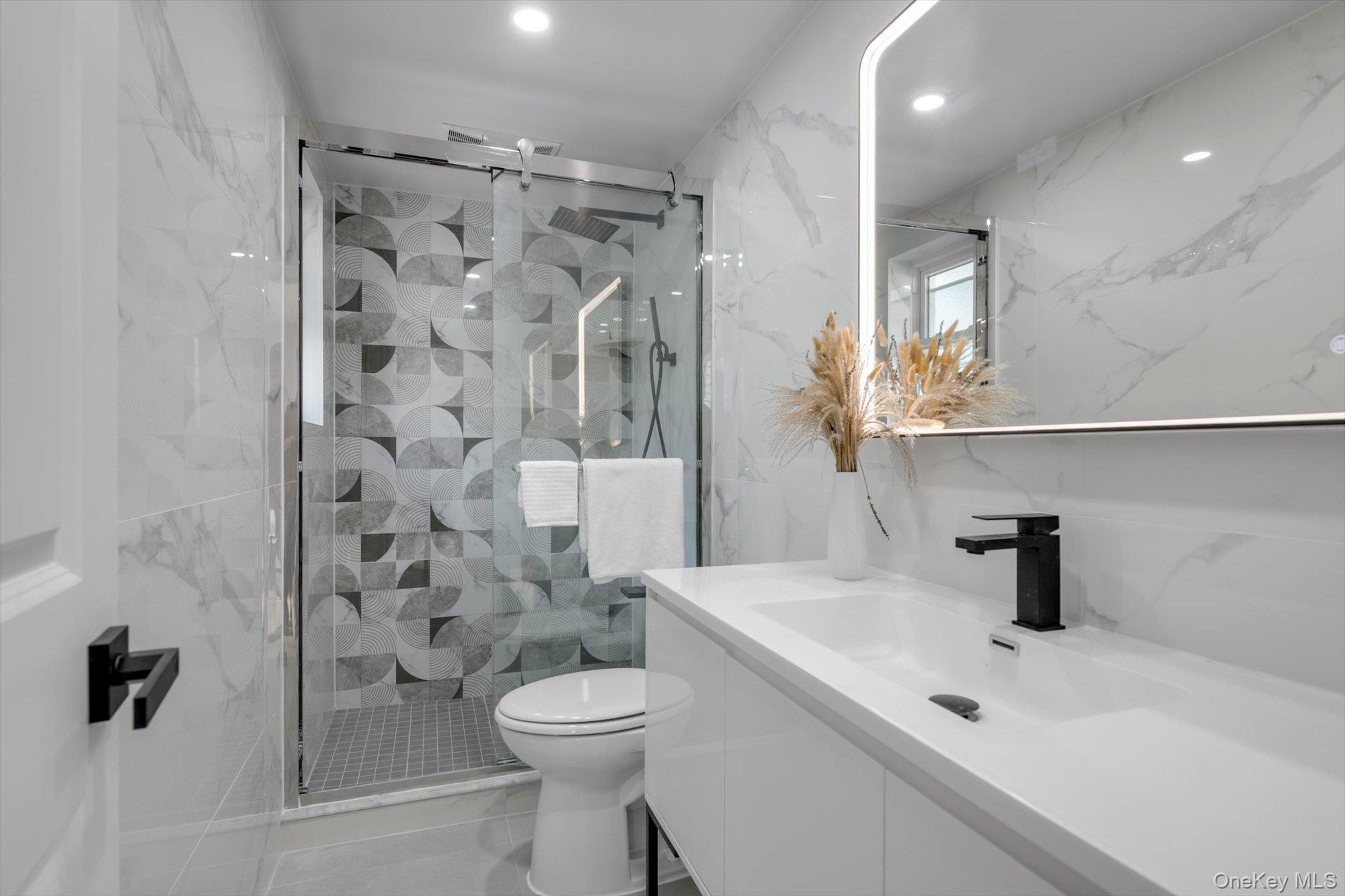 #17 photo, 58 Briar Lane, Jericho , NY 11753